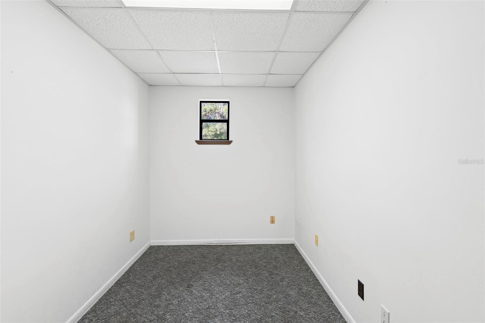 Image 12 of 28 For 1995 Volusia Avenue