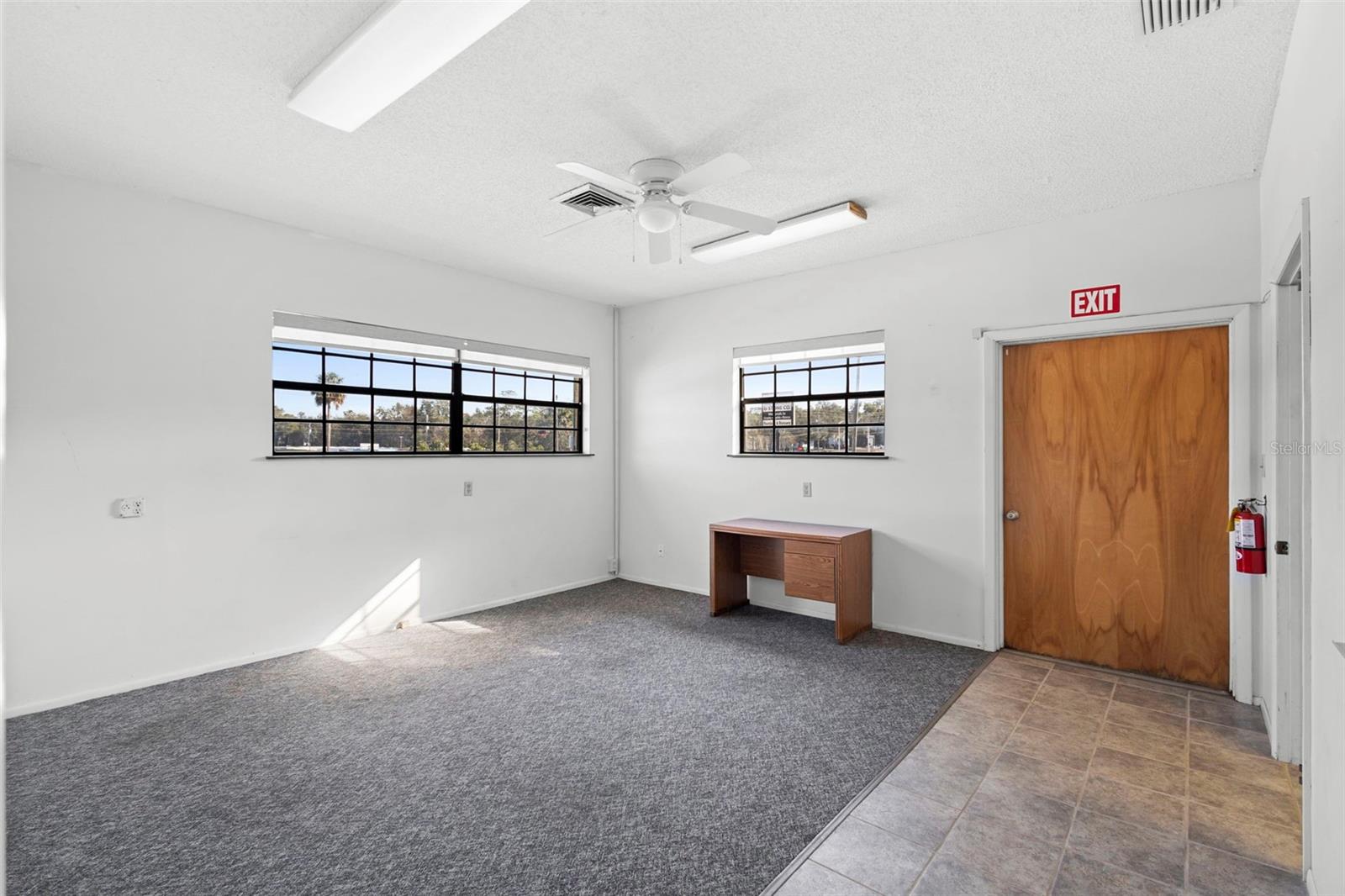 Image 16 of 28 For 1995 Volusia Avenue