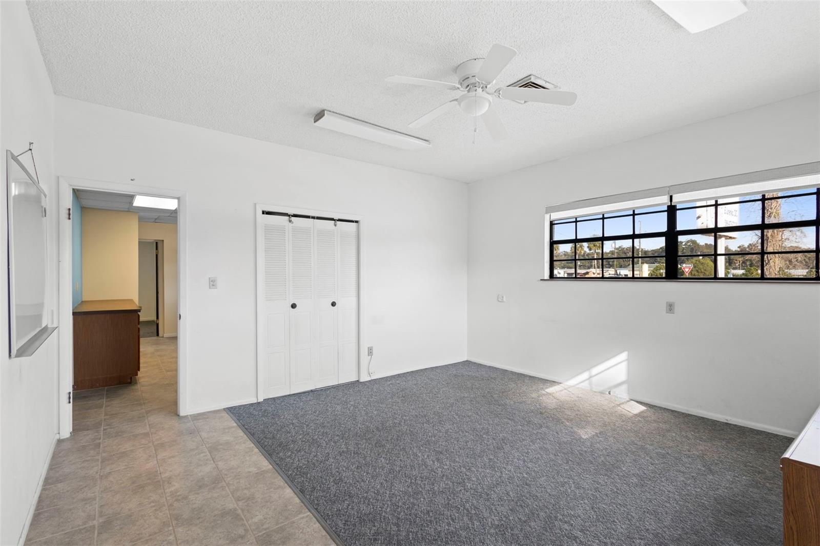 Image 17 of 28 For 1995 Volusia Avenue