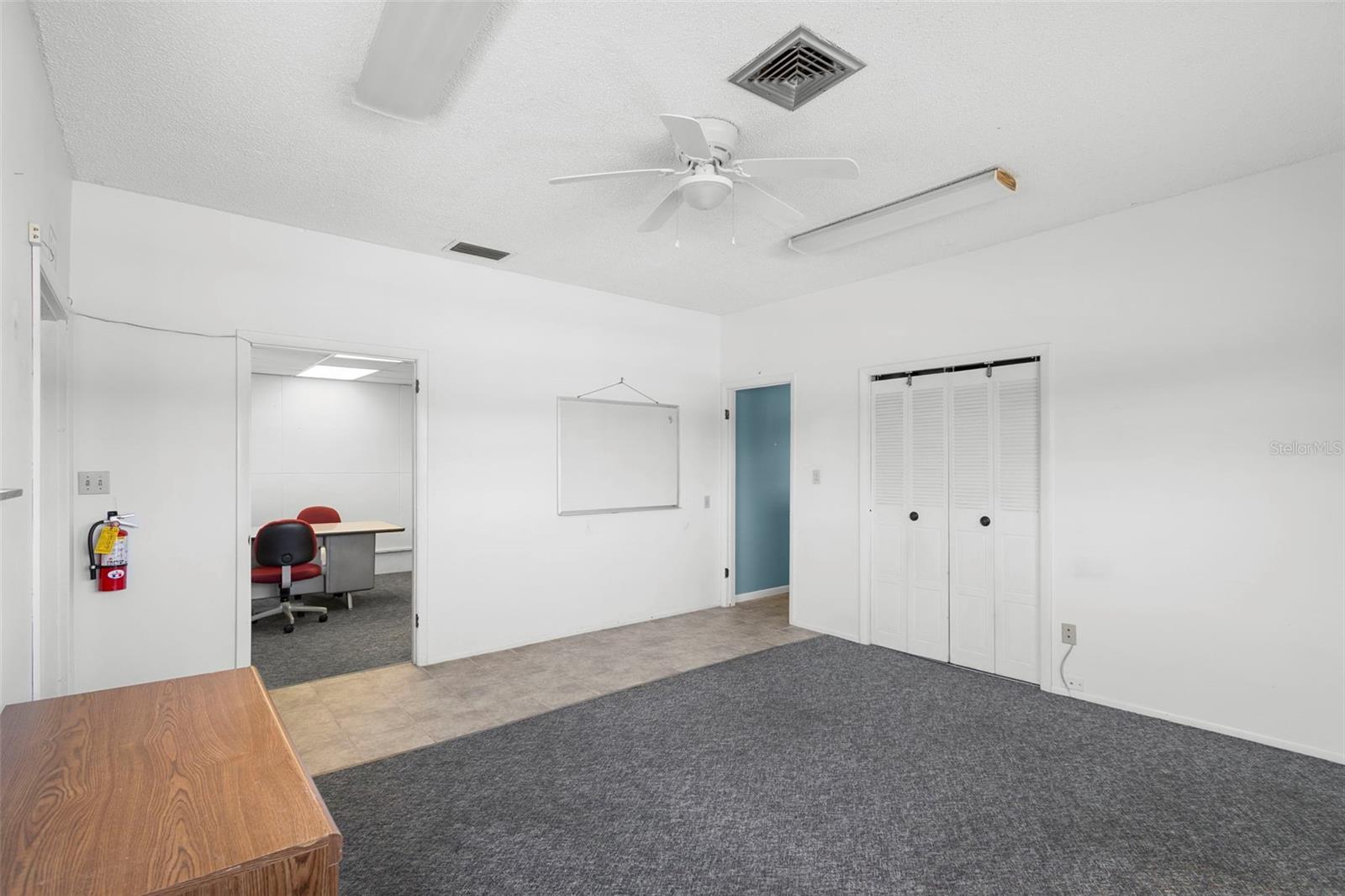 Image 19 of 28 For 1995 Volusia Avenue