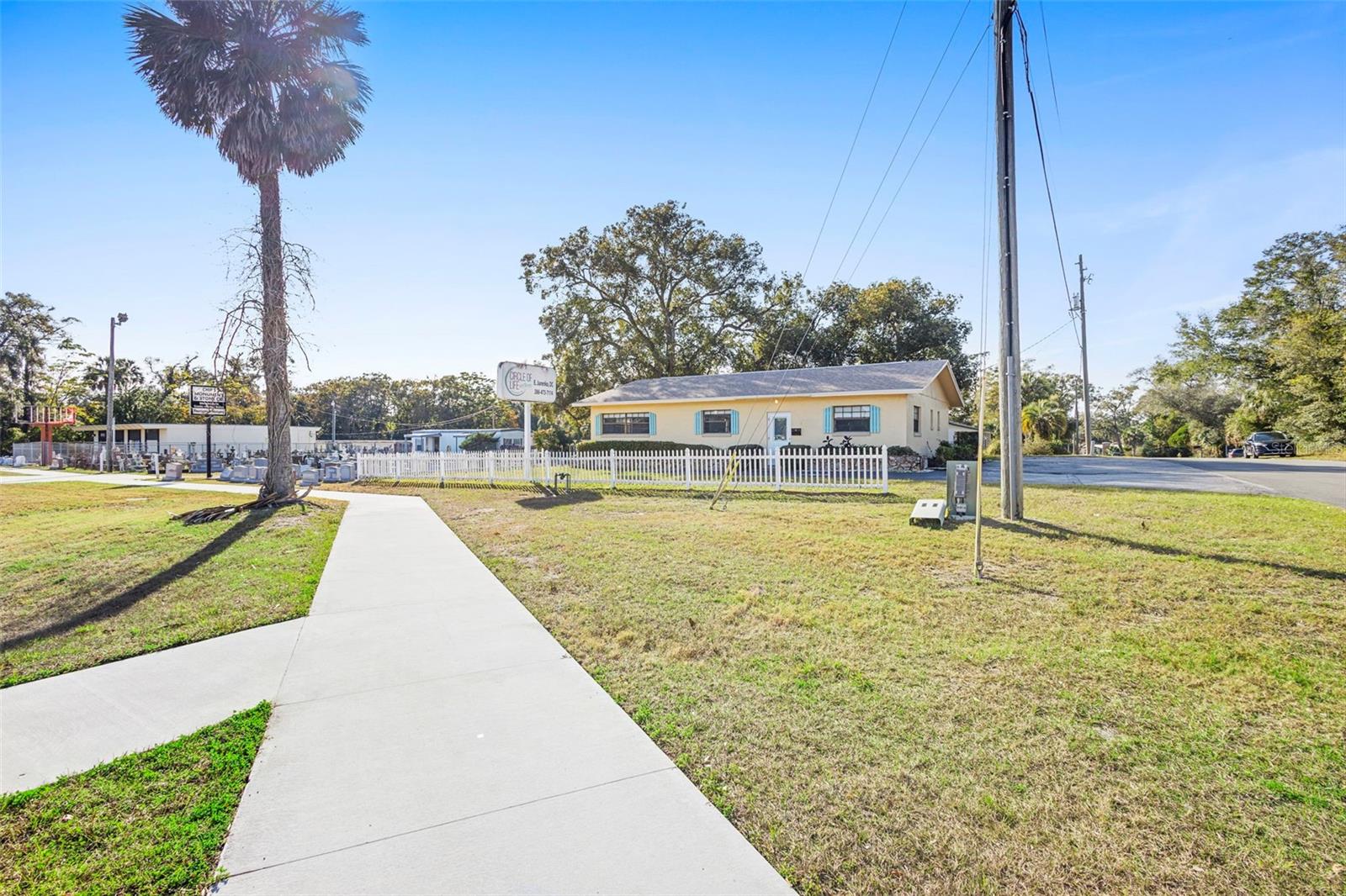 Image 6 of 28 For 1995 Volusia Avenue