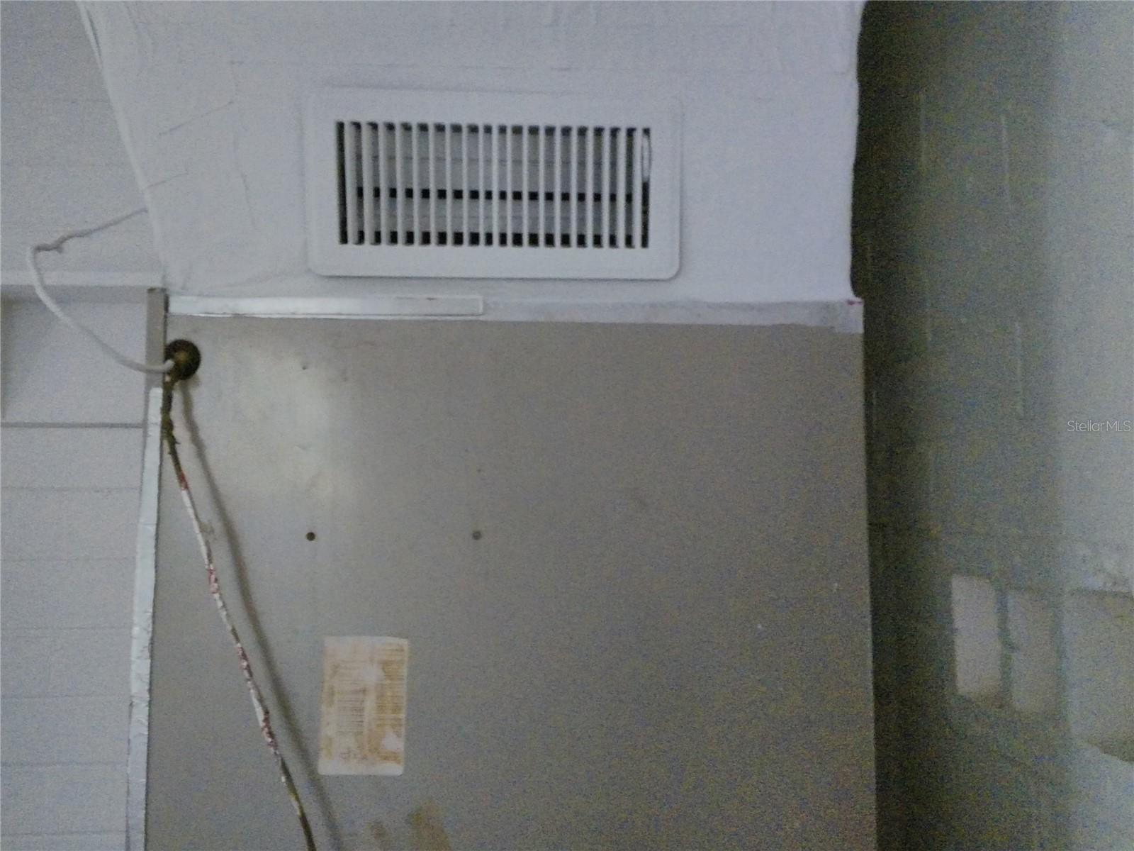 Image 29 of 40 For 487 Rylane Street