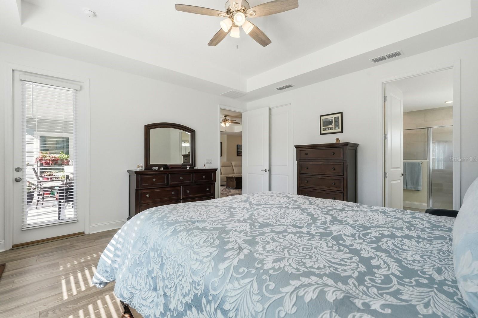 Image 23 of 50 For 2137 Raglan Circle