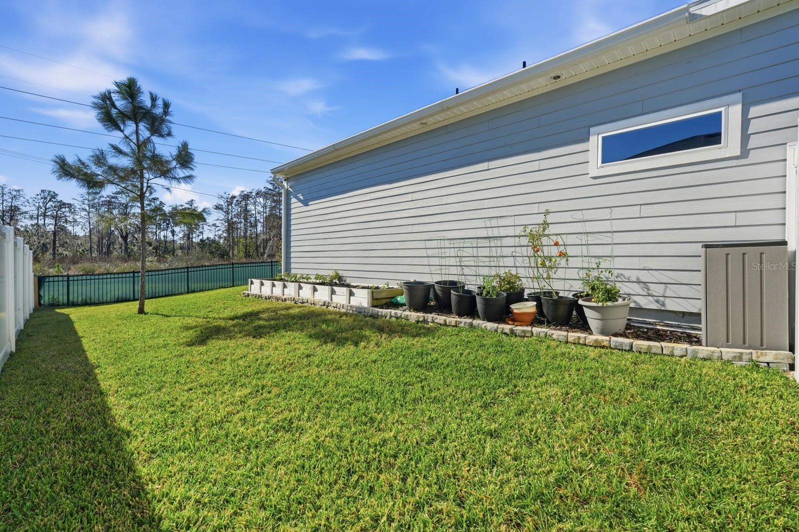 Image 36 of 50 For 2137 Raglan Circle