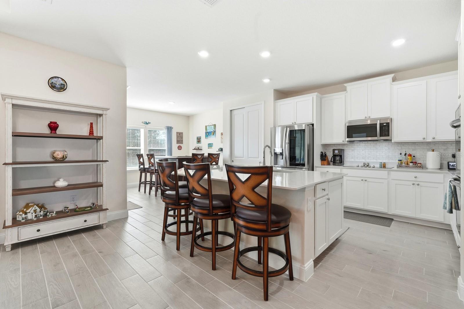 Image 4 of 50 For 2137 Raglan Circle