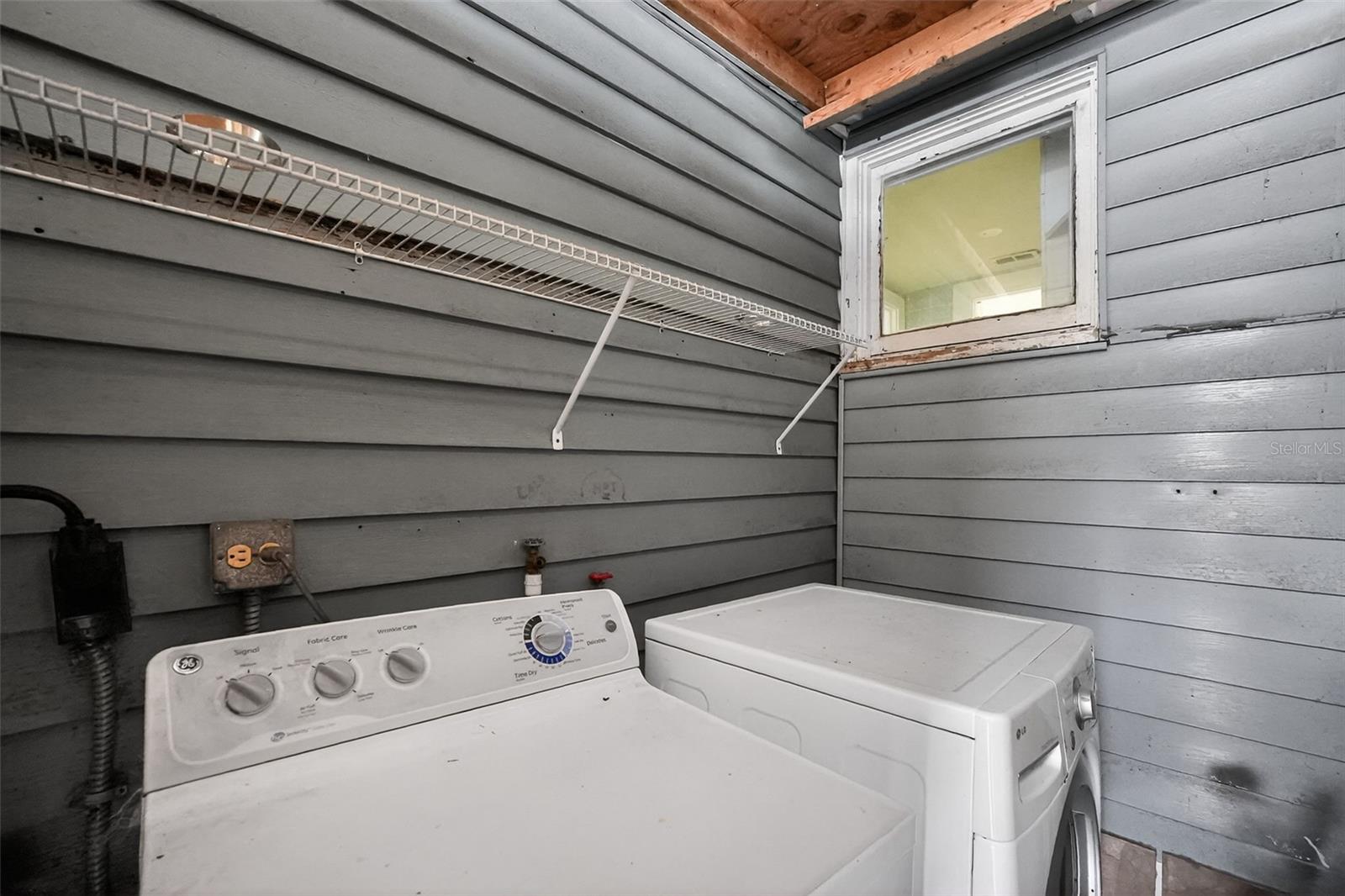 Image 25 of 36 For 146 Kingston Avenue