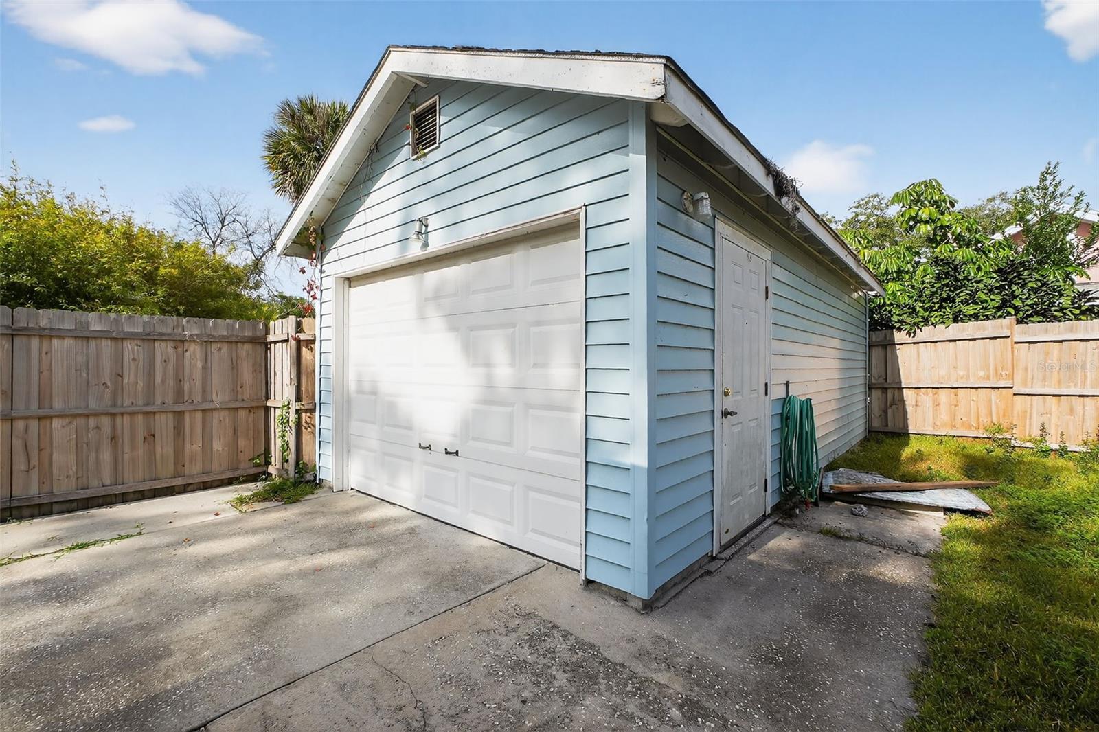 Image 27 of 36 For 146 Kingston Avenue