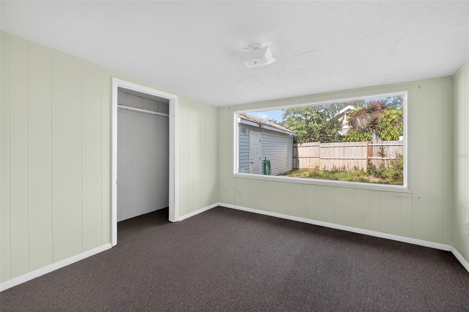 Image 5 of 36 For 146 Kingston Avenue