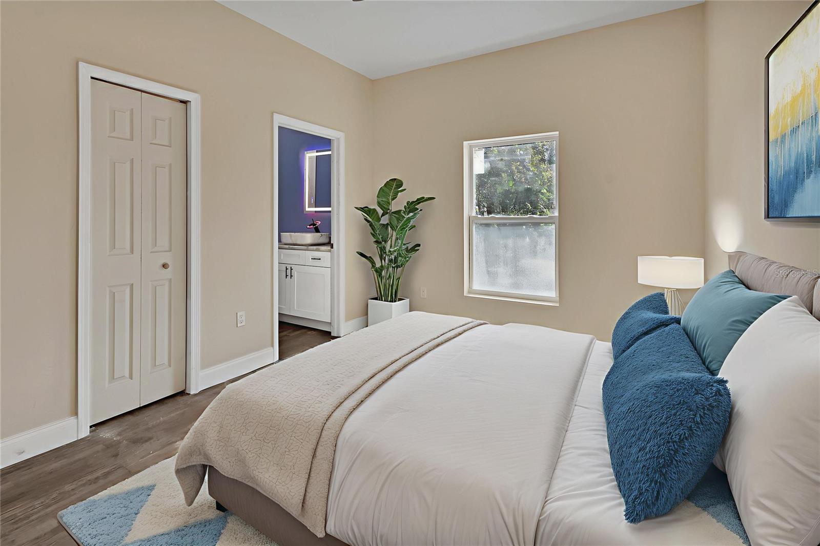 Image 12 of 29 For 531 Lincoln Street