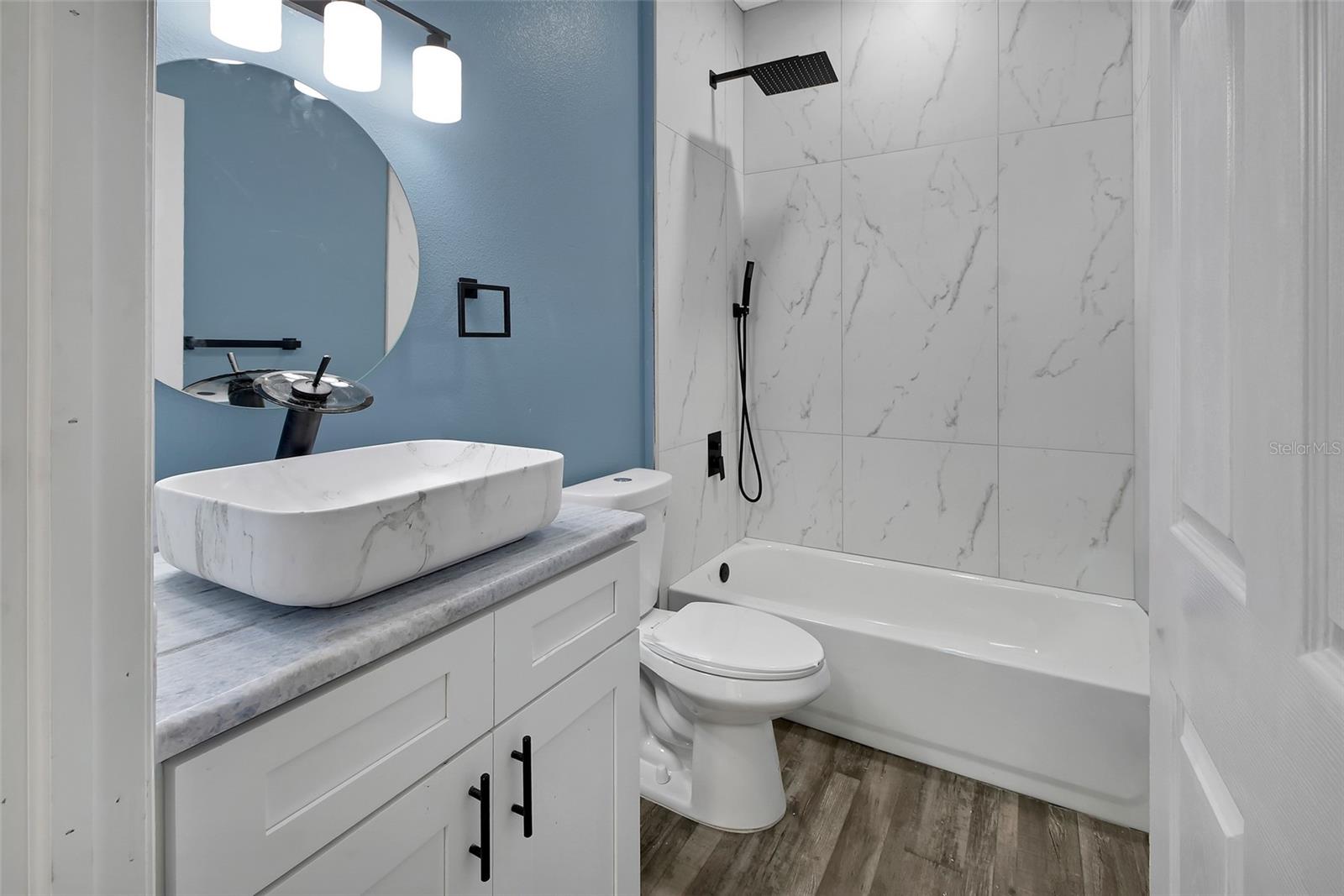 Image 20 of 29 For 531 Lincoln Street