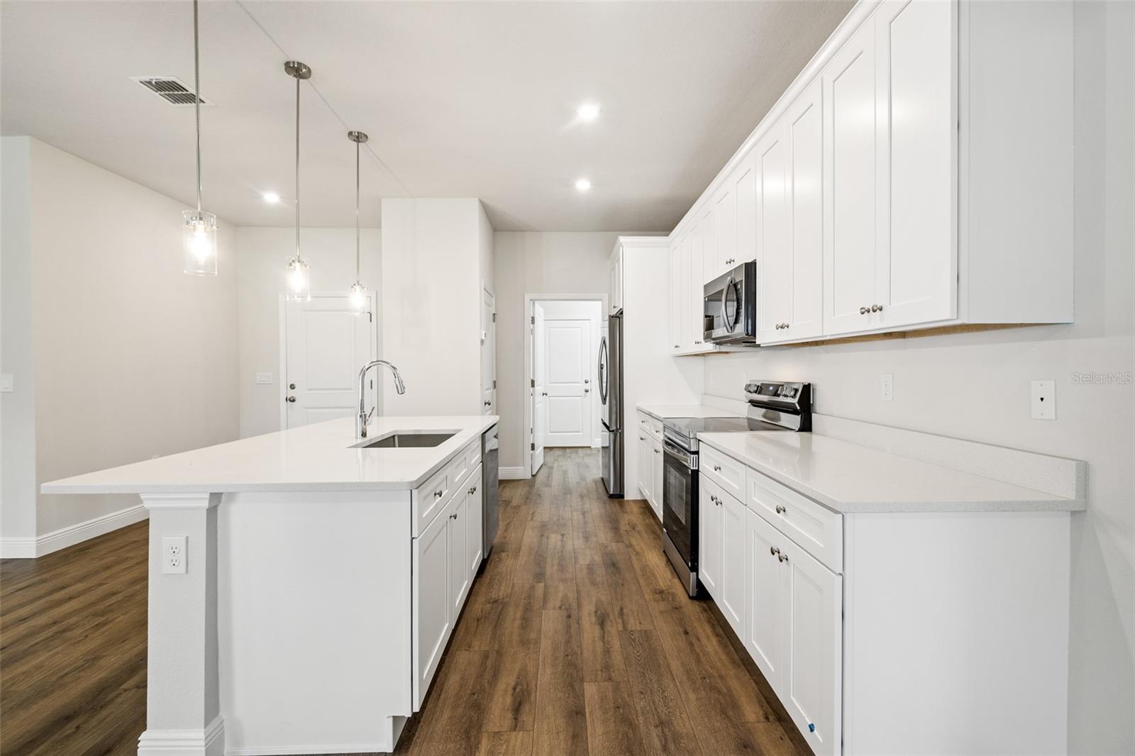 Image 14 of 43 For 5355 91st Street