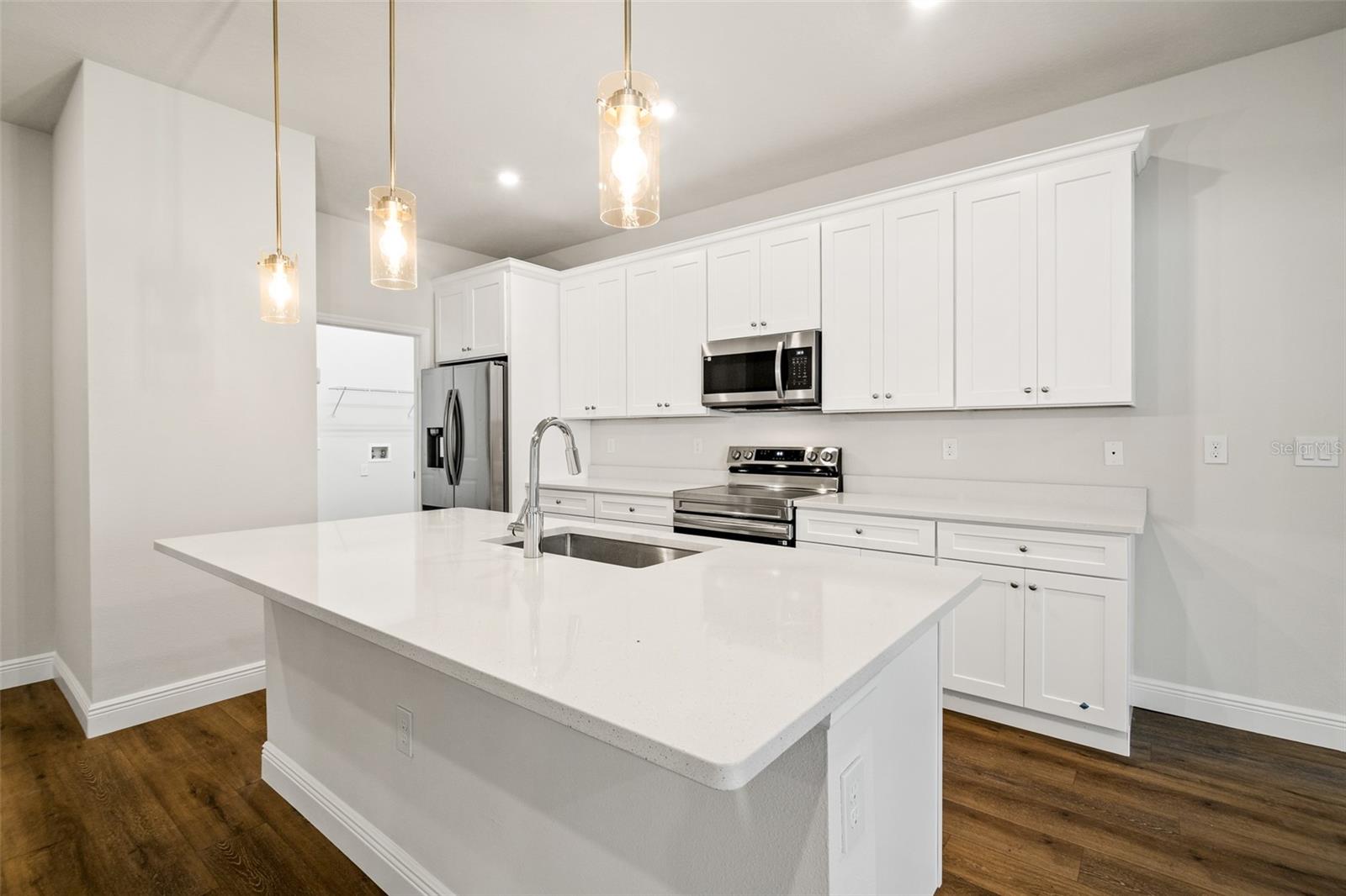 Image 16 of 43 For 5355 91st Street