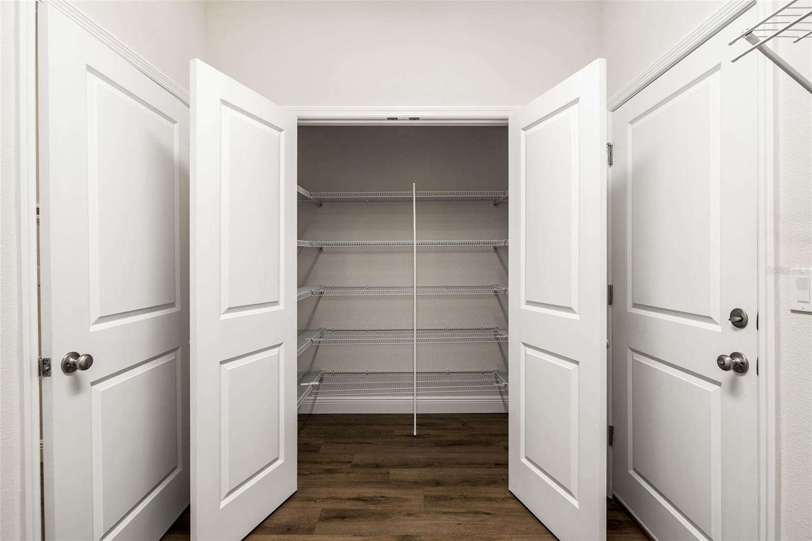 Image 21 of 43 For 5355 91st Street