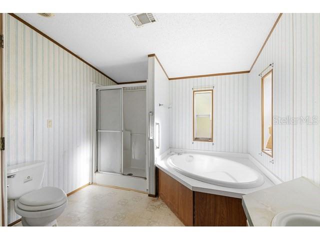 Image 20 of 29 For 28636 Hibiscus Avenue