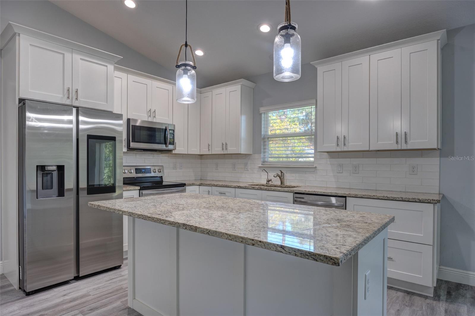 Image 20 of 35 For 1483 12th Street