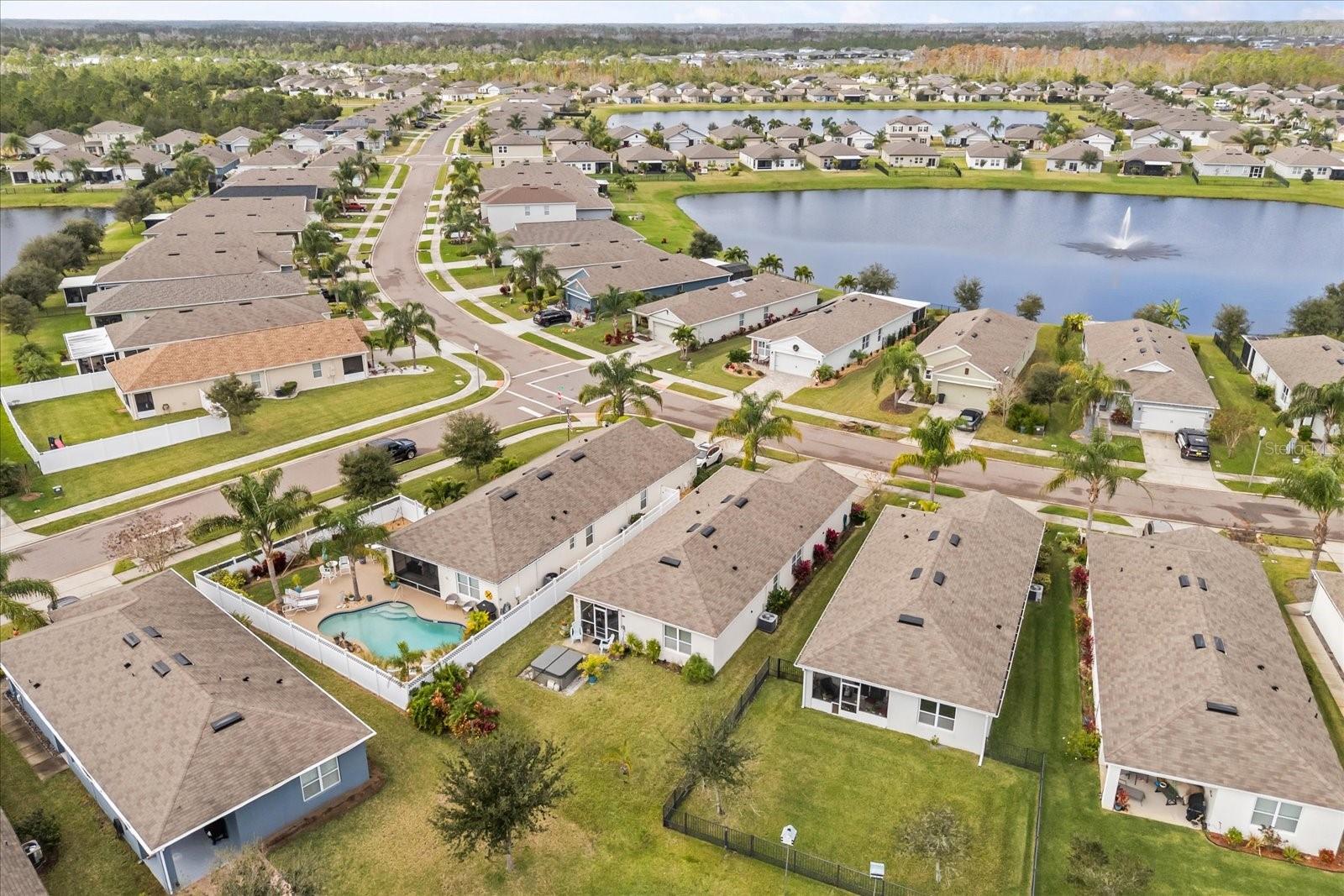 Image 32 of 37 For 2822 Blue Shores Way