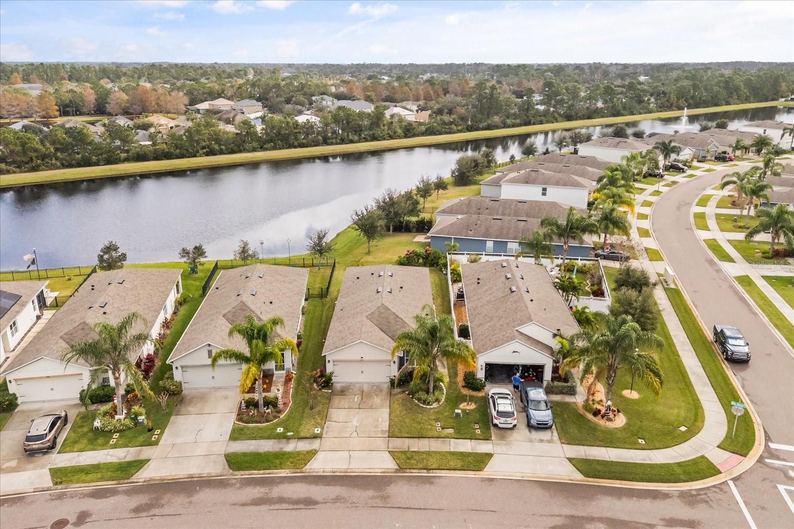 Image 34 of 37 For 2822 Blue Shores Way