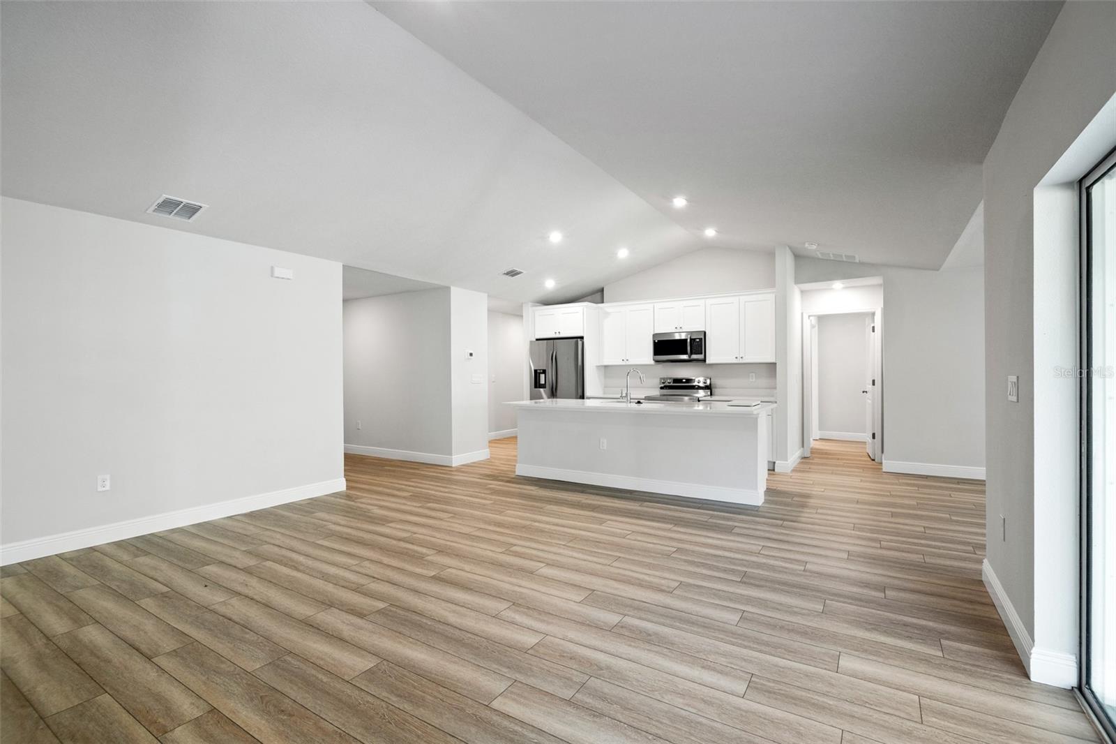 Image 12 of 44 For 5435 91st Street