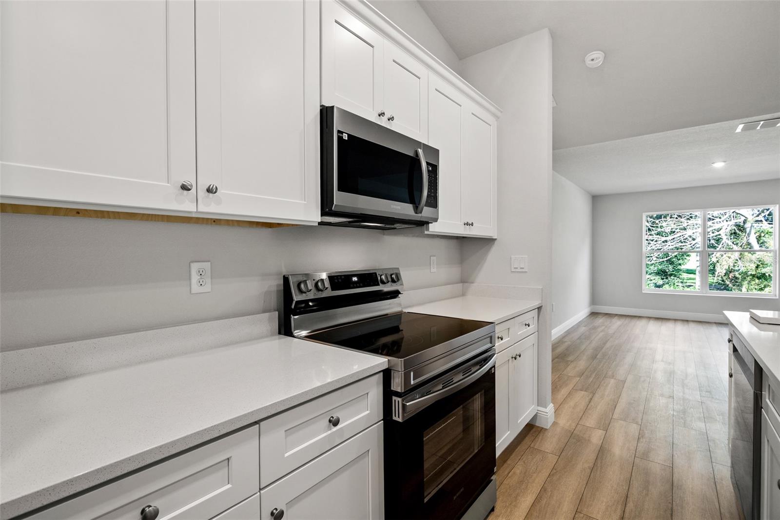 Image 17 of 44 For 5435 91st Street