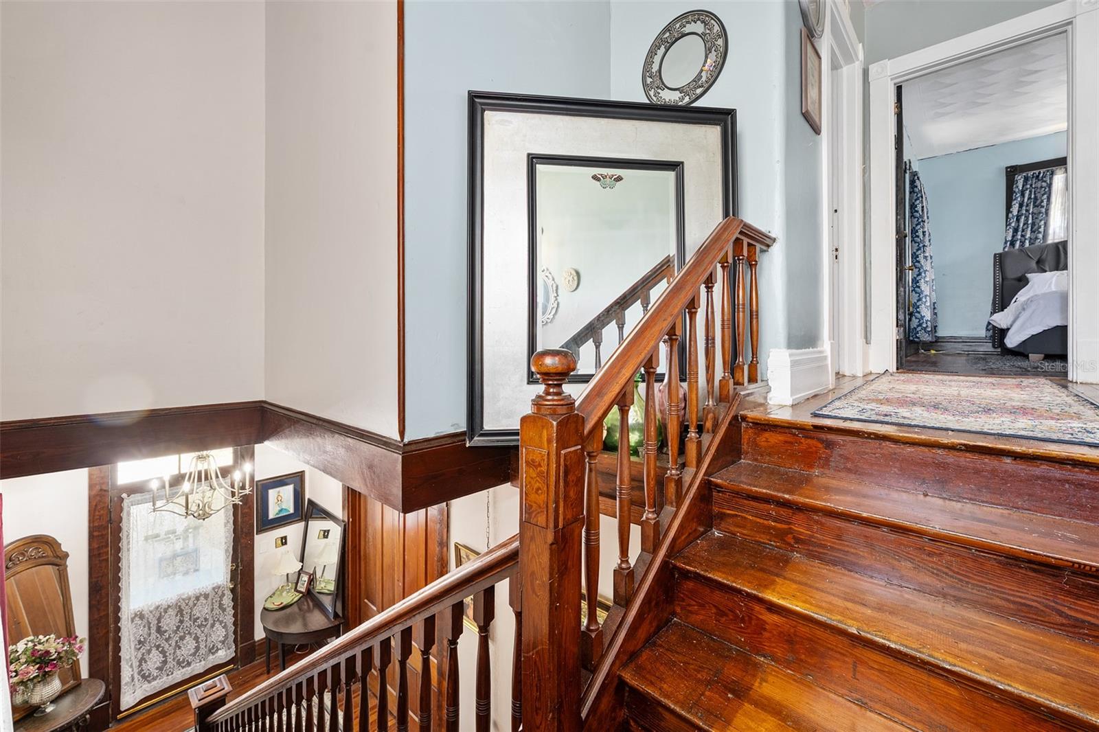 Image 19 of 51 For 228 Howry Avenue