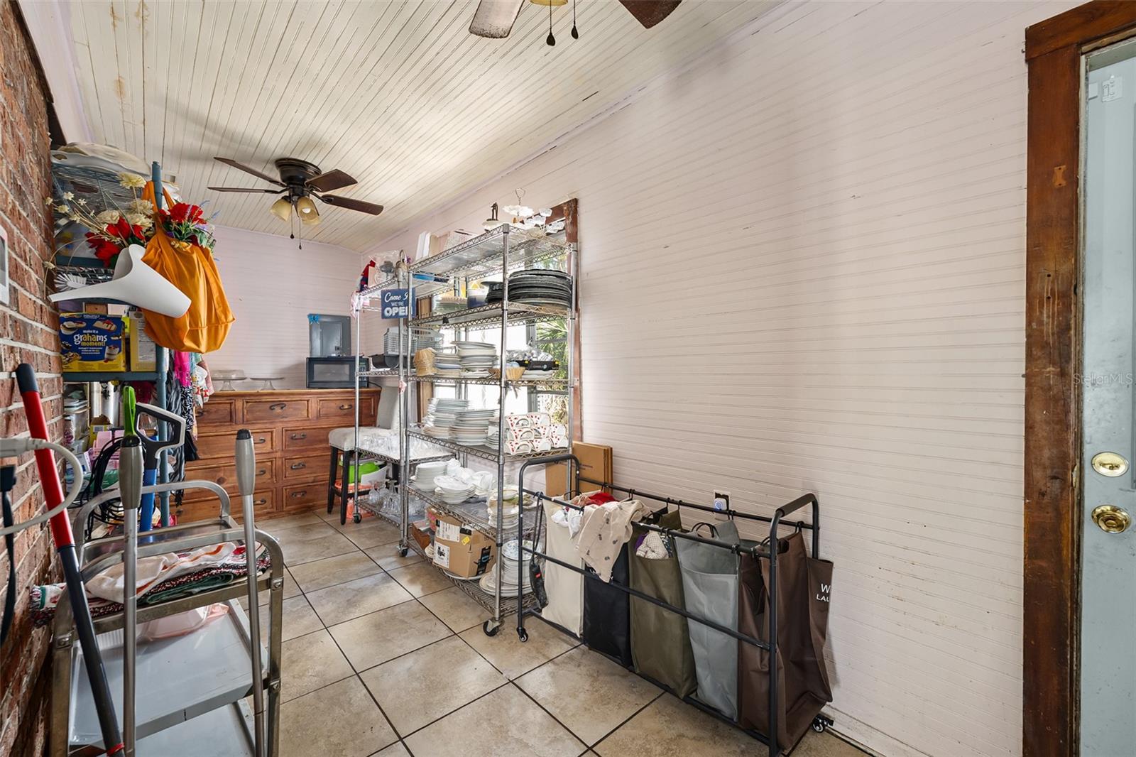 Image 39 of 51 For 228 Howry Avenue