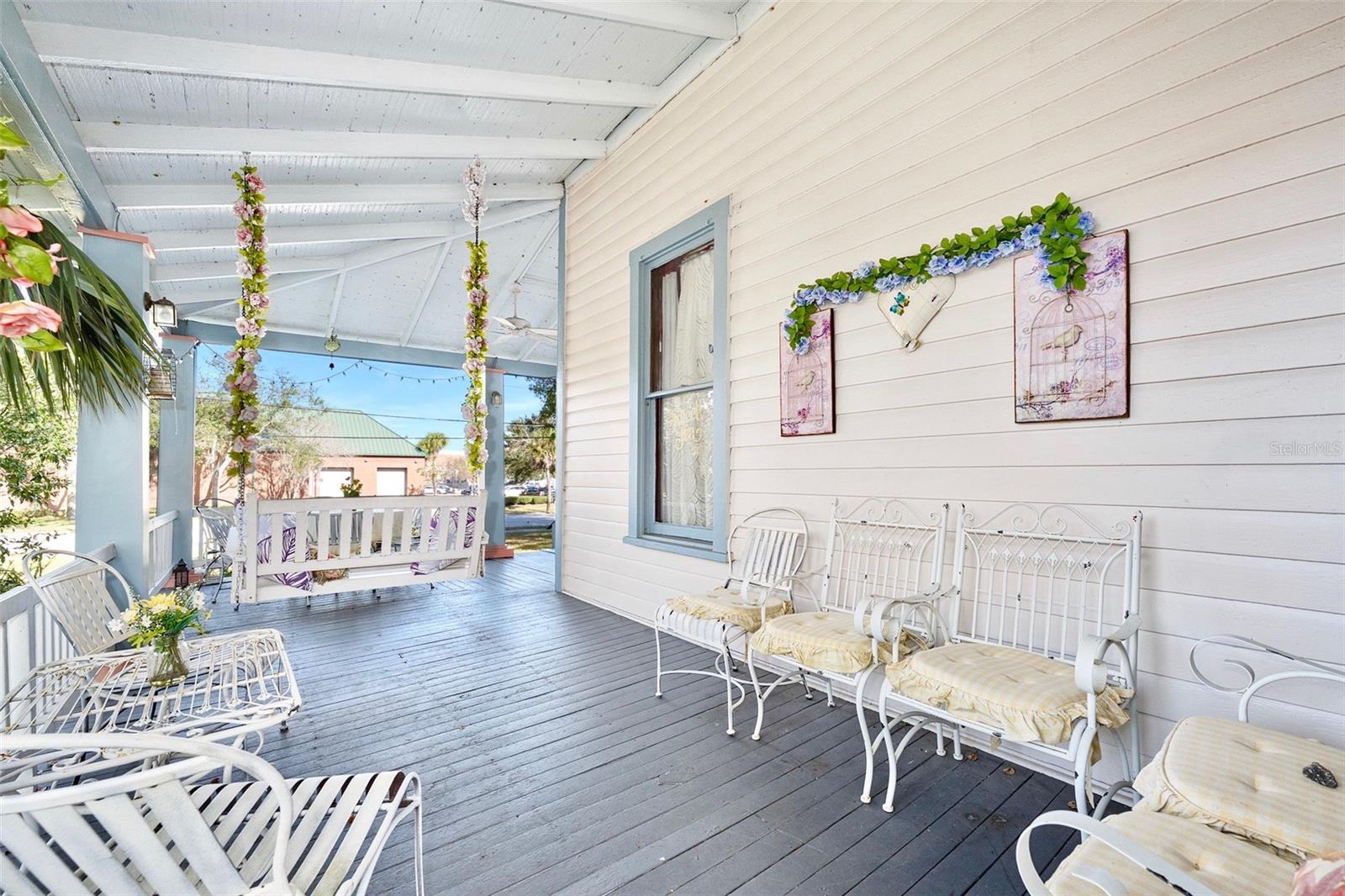 Image 42 of 51 For 228 Howry Avenue