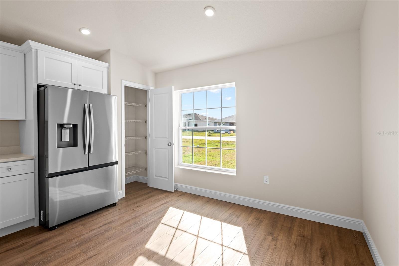 Image 10 of 39 For 5395 91st Street