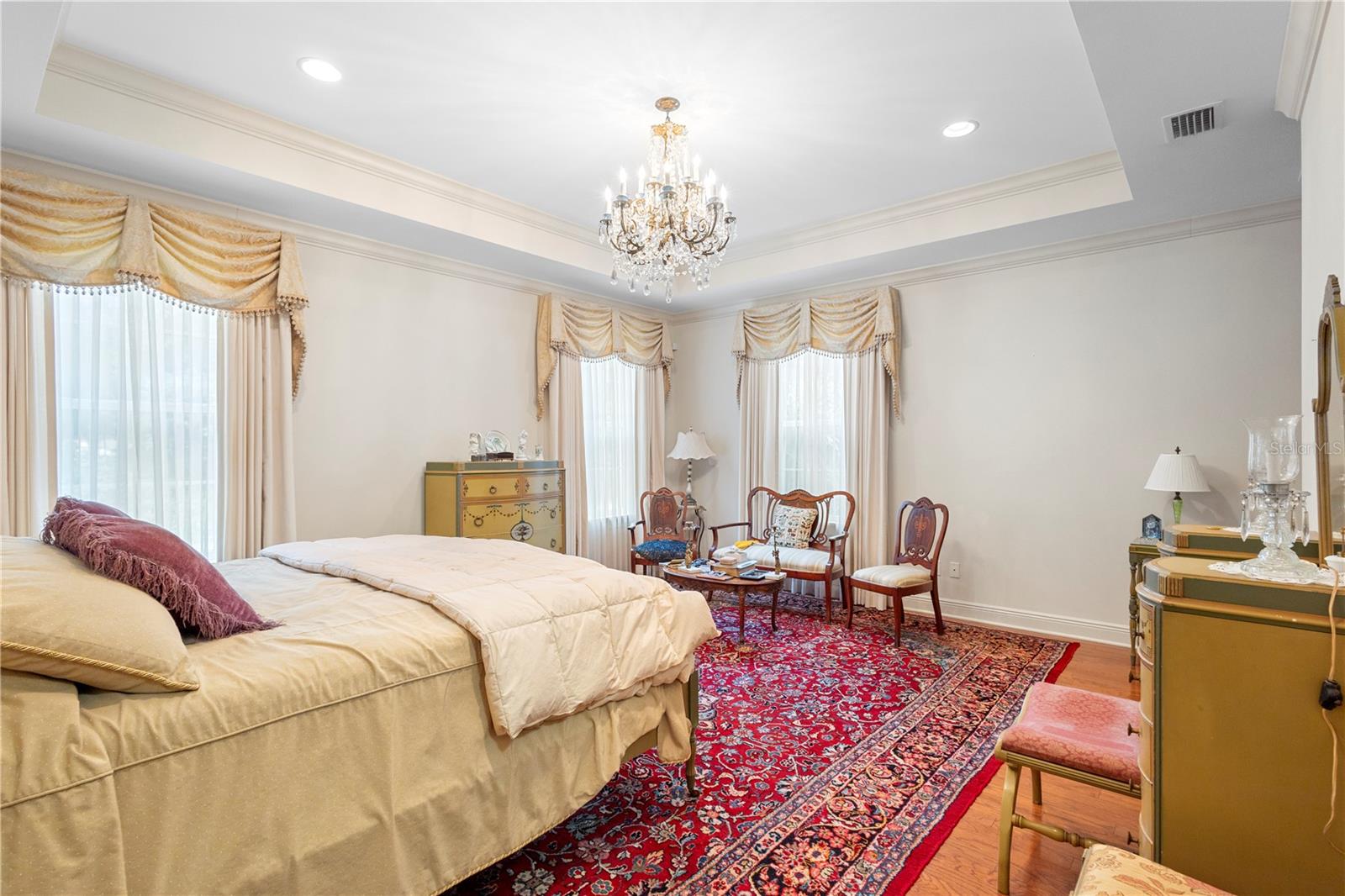 Image 15 of 71 For 708 Pennsylvania Avenue