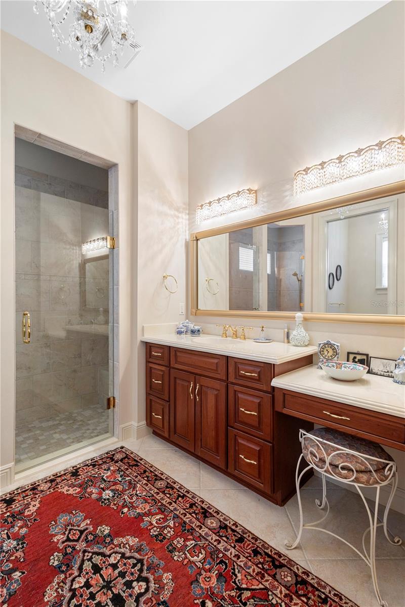 Image 18 of 71 For 708 Pennsylvania Avenue