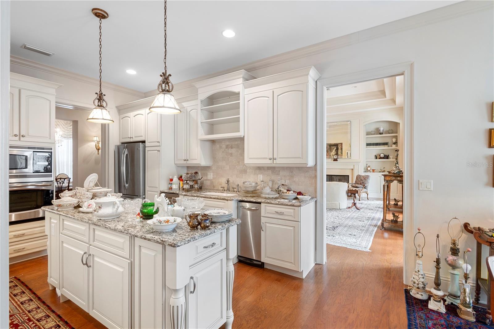 Image 25 of 71 For 708 Pennsylvania Avenue