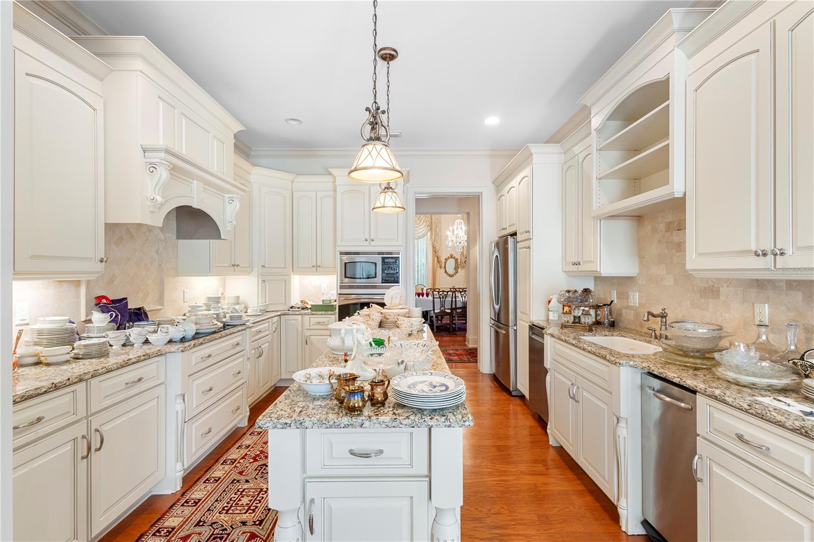 Image 26 of 71 For 708 Pennsylvania Avenue