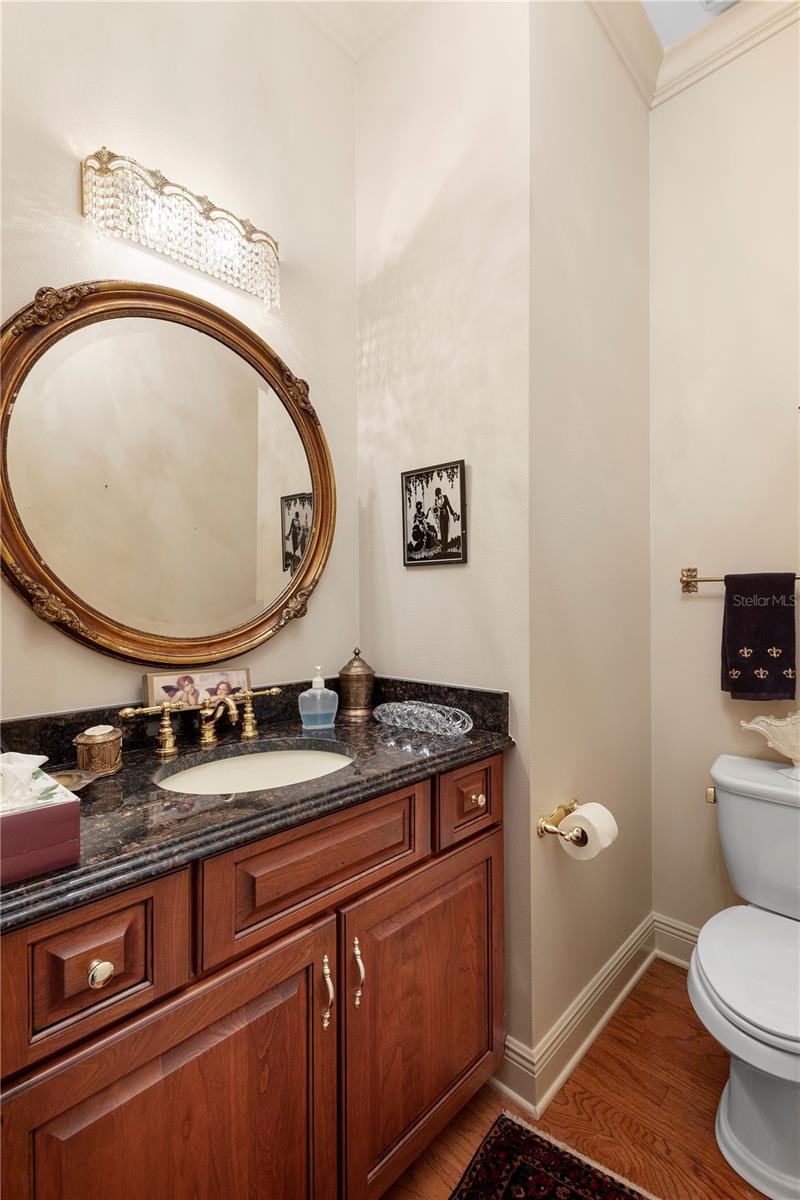 Image 41 of 71 For 708 Pennsylvania Avenue