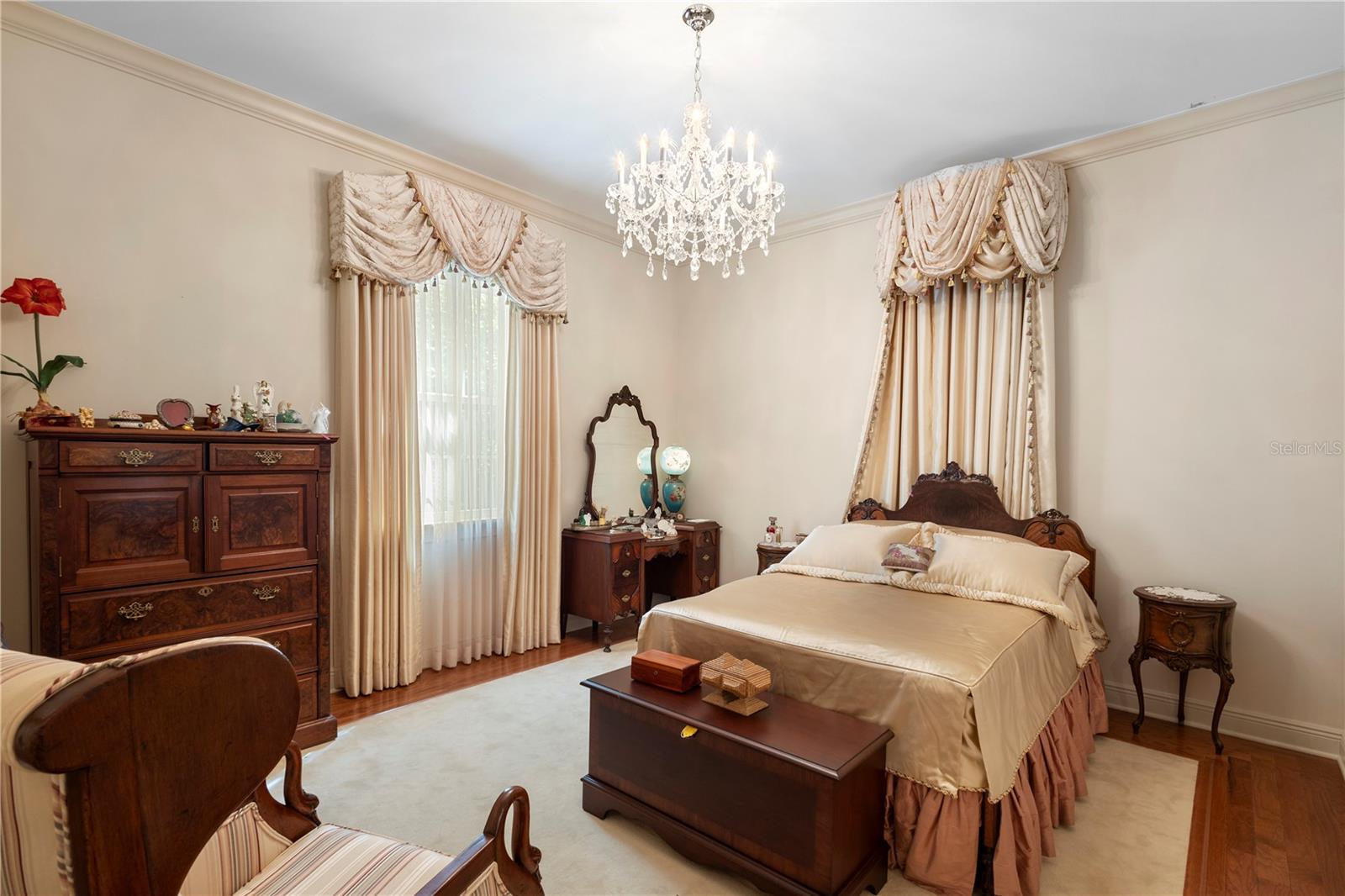 Image 47 of 71 For 708 Pennsylvania Avenue