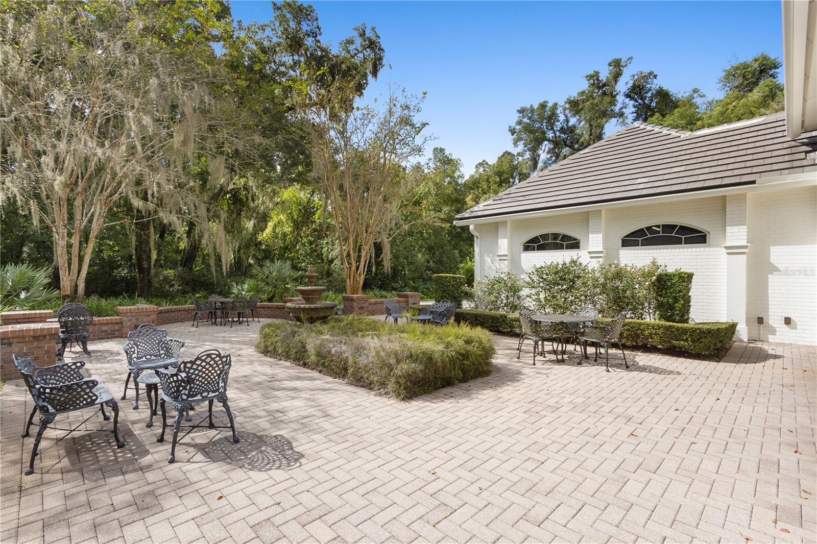 Image 58 of 71 For 708 Pennsylvania Avenue