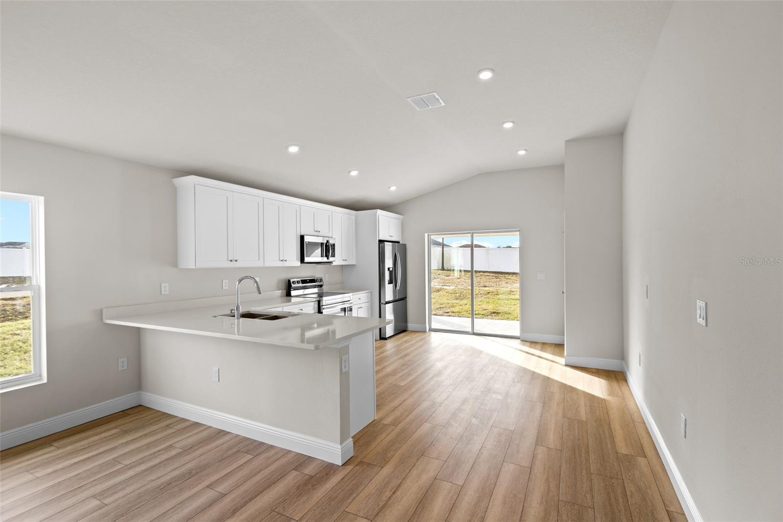 Image 10 of 38 For 5346 91st Street