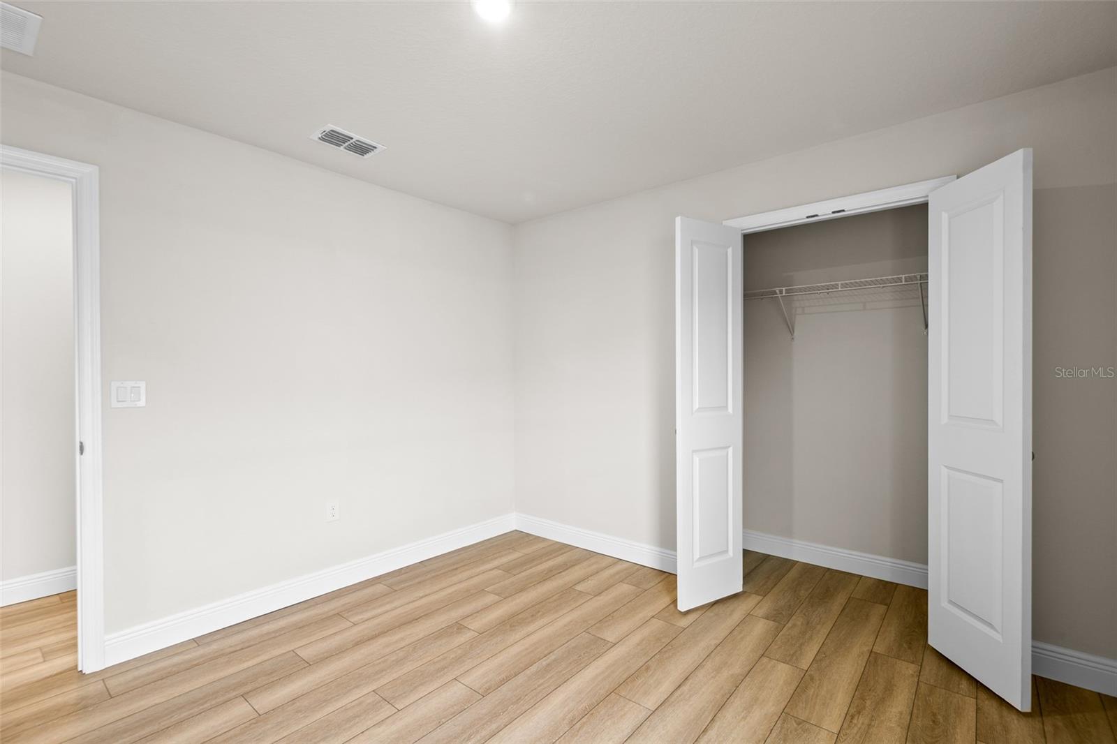 Image 24 of 38 For 5346 91st Street