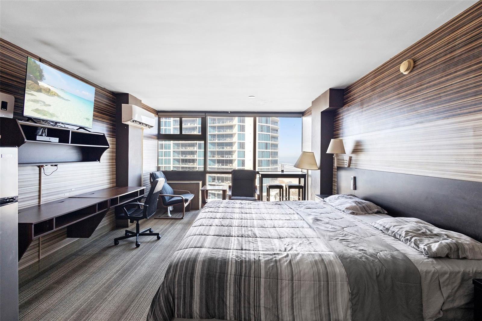 Image 18 of 45 For 1909 Atlantic Avenue 717