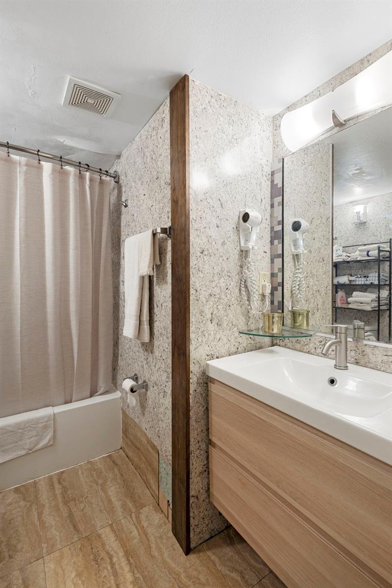 Image 32 of 45 For 1909 Atlantic Avenue 717