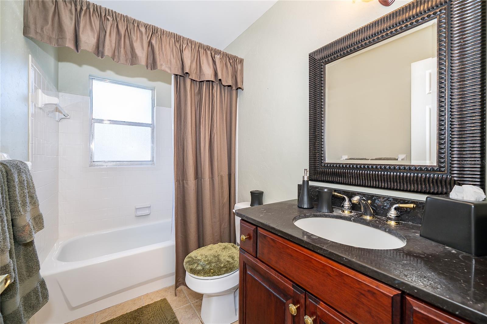 Image 19 of 22 For 710 Minnesota Avenue B