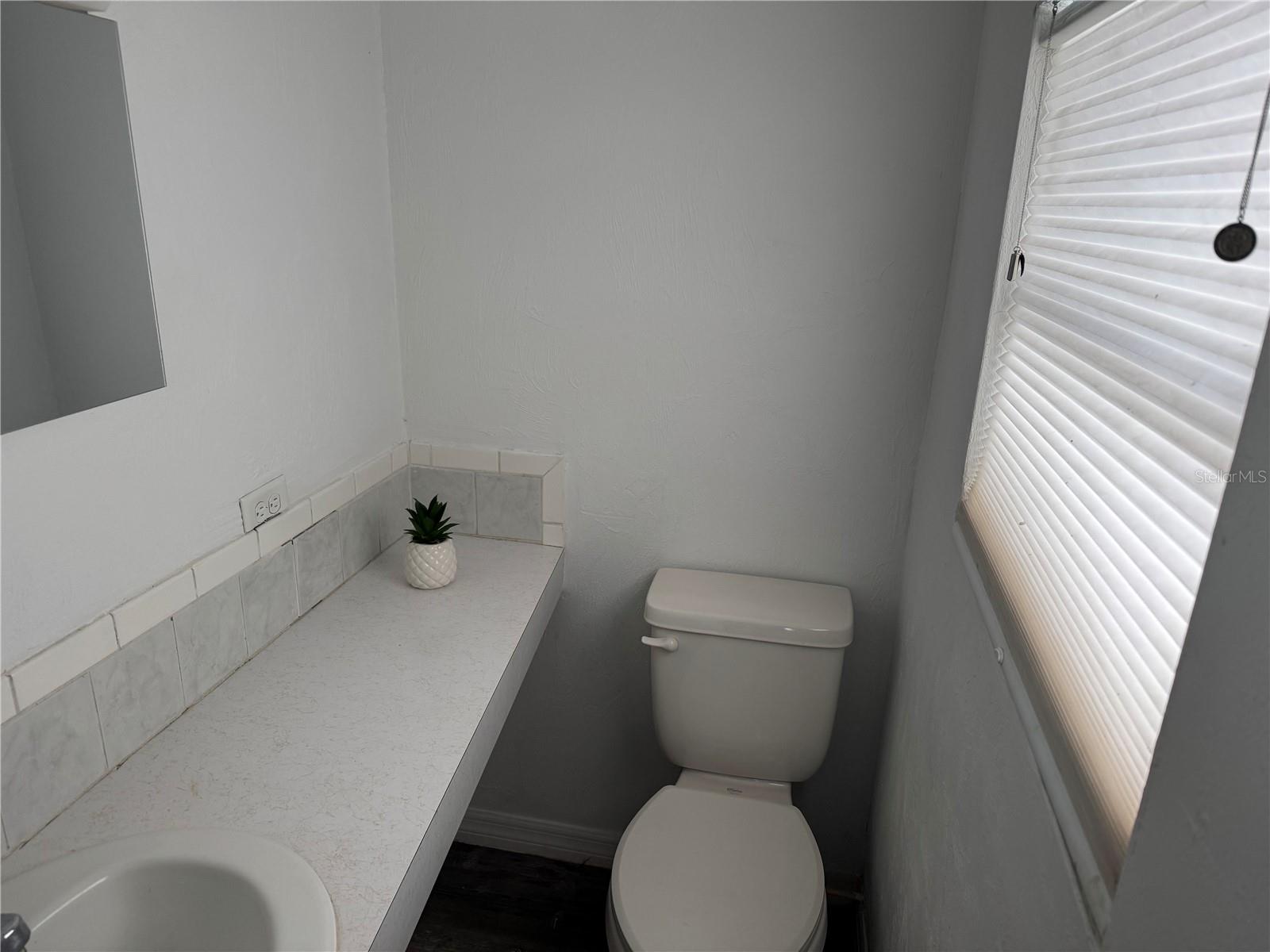 Image 15 of 22 For 5480 Pineland Avenue