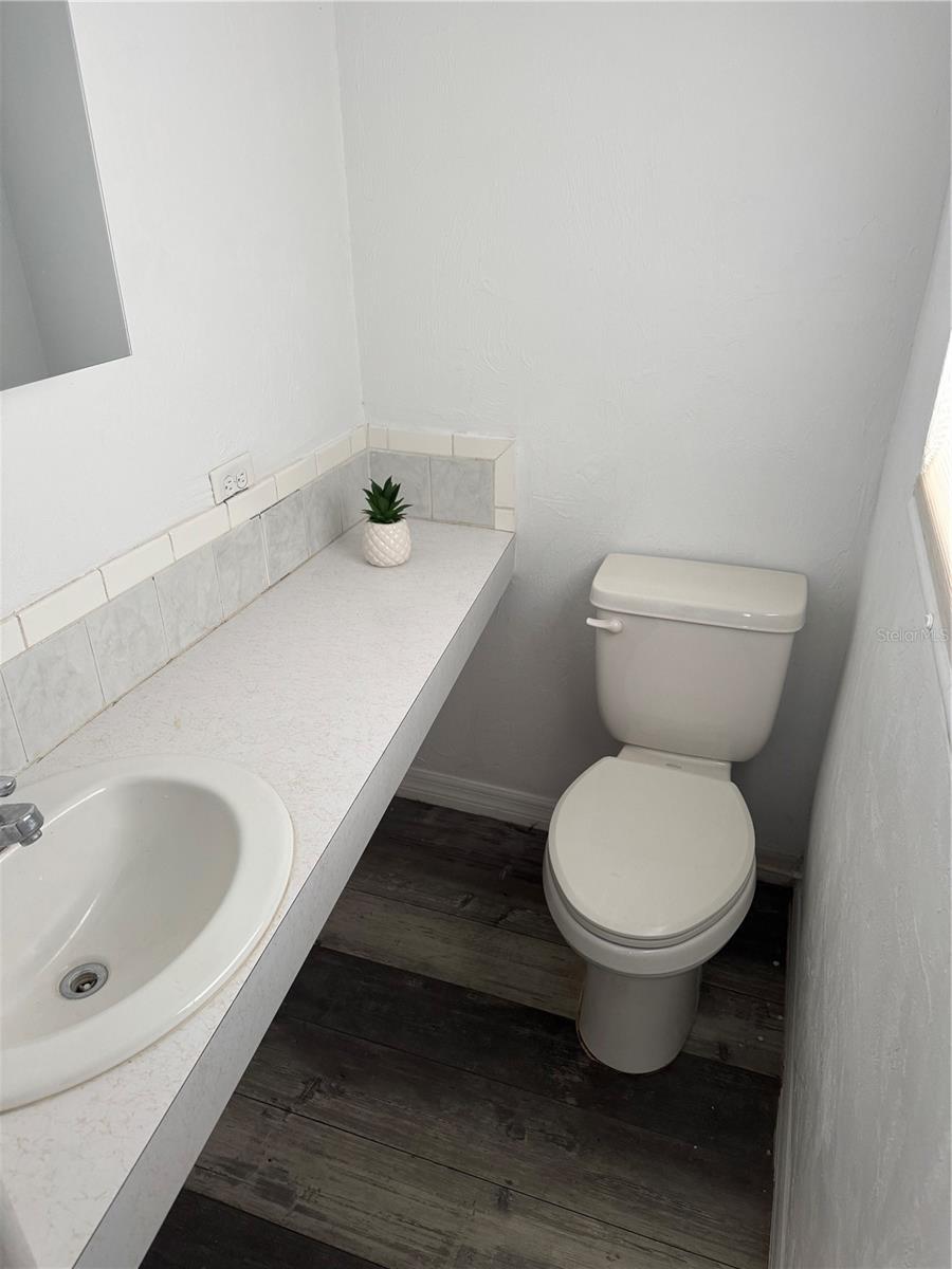 Image 16 of 22 For 5480 Pineland Avenue