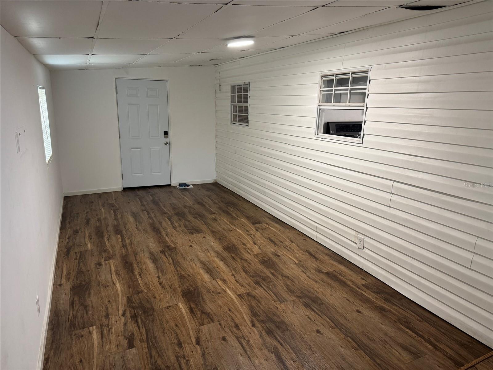 Image 19 of 22 For 5480 Pineland Avenue