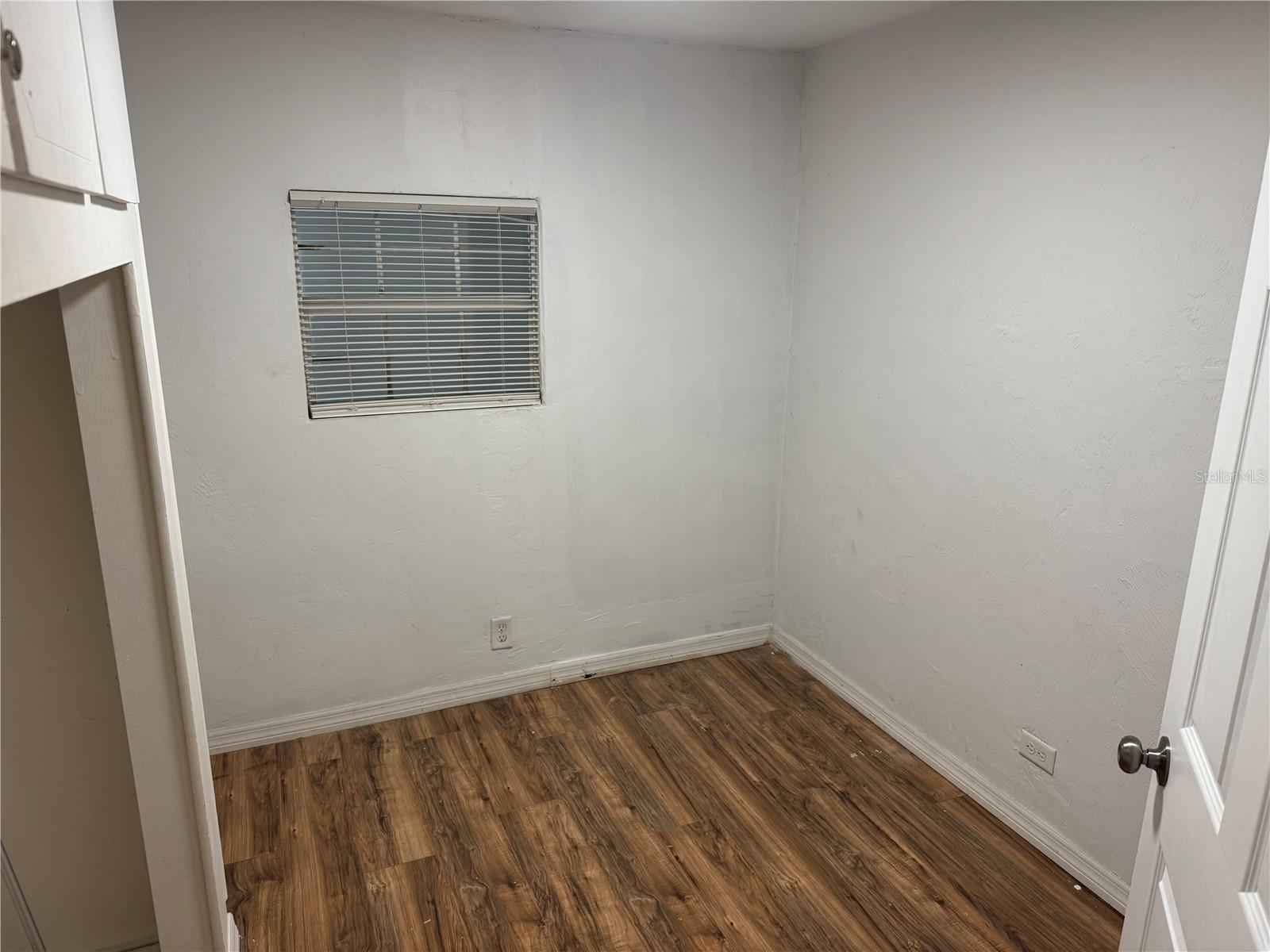 Image 8 of 22 For 5480 Pineland Avenue