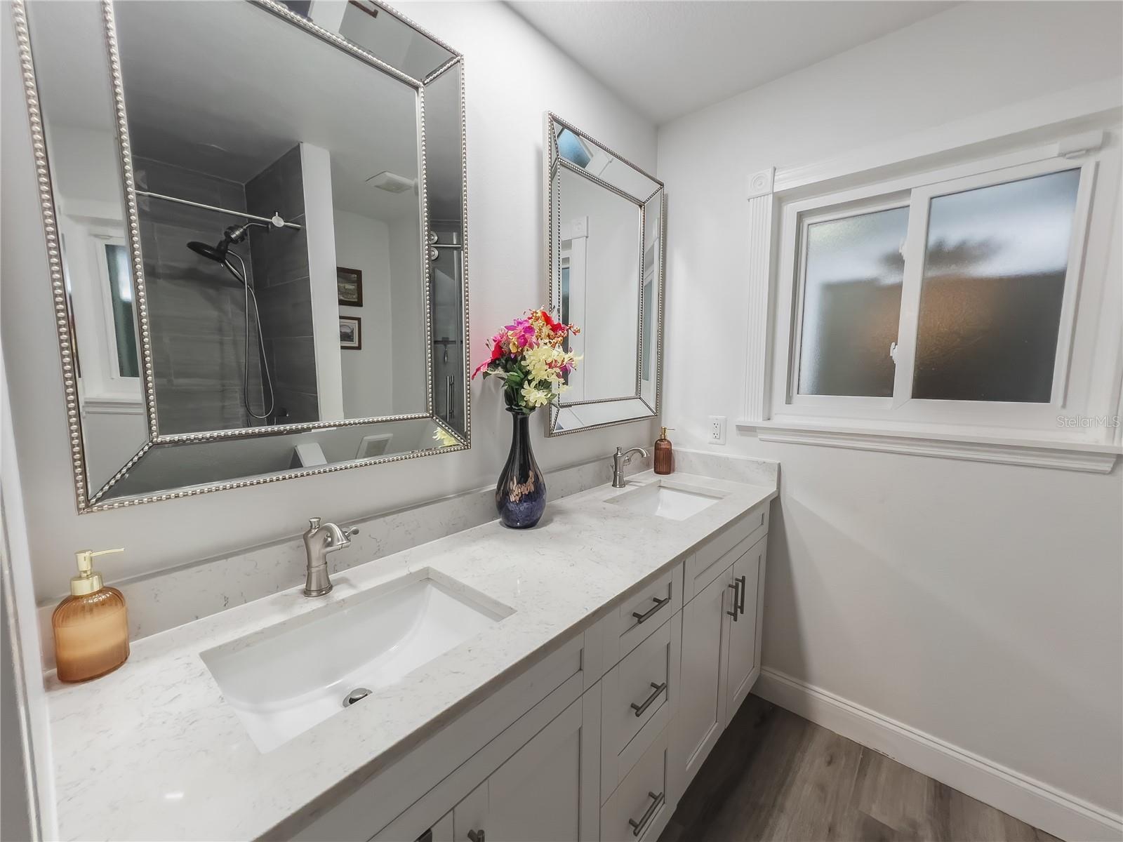 Image 14 of 29 For 1810 Anchor Avenue