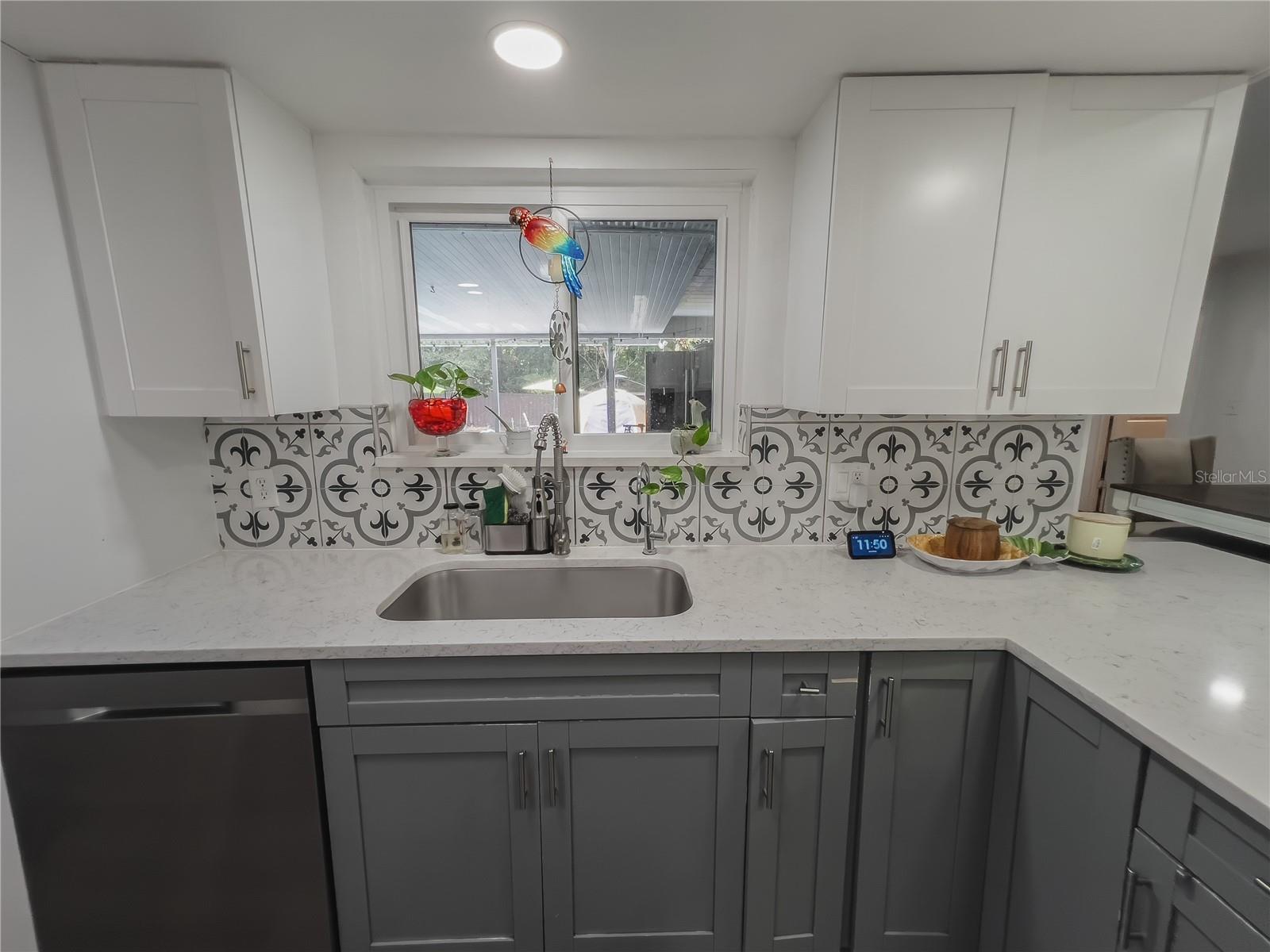 Image 9 of 29 For 1810 Anchor Avenue