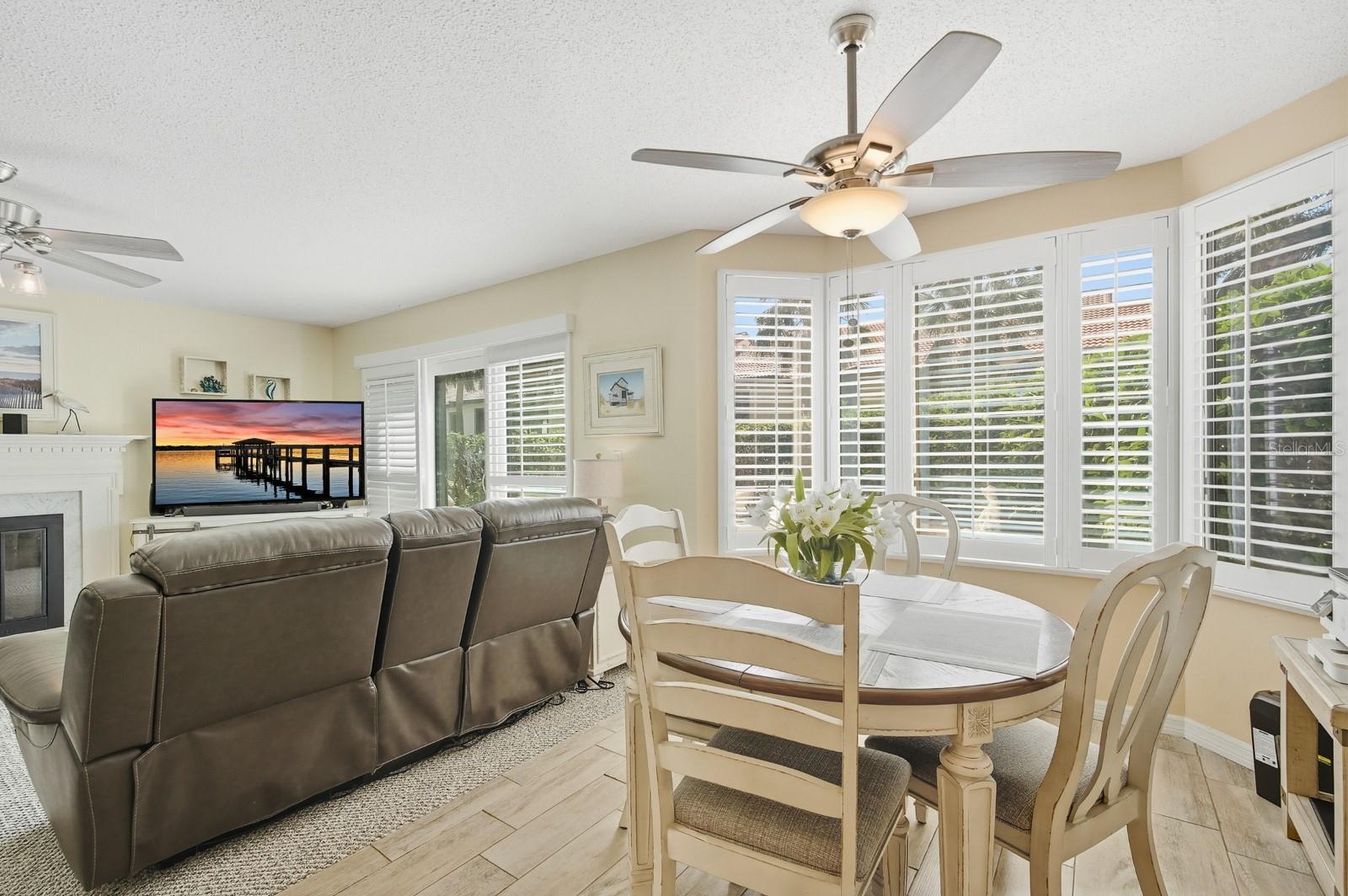 Image 11 of 44 For 2942 Sea Oats Circle