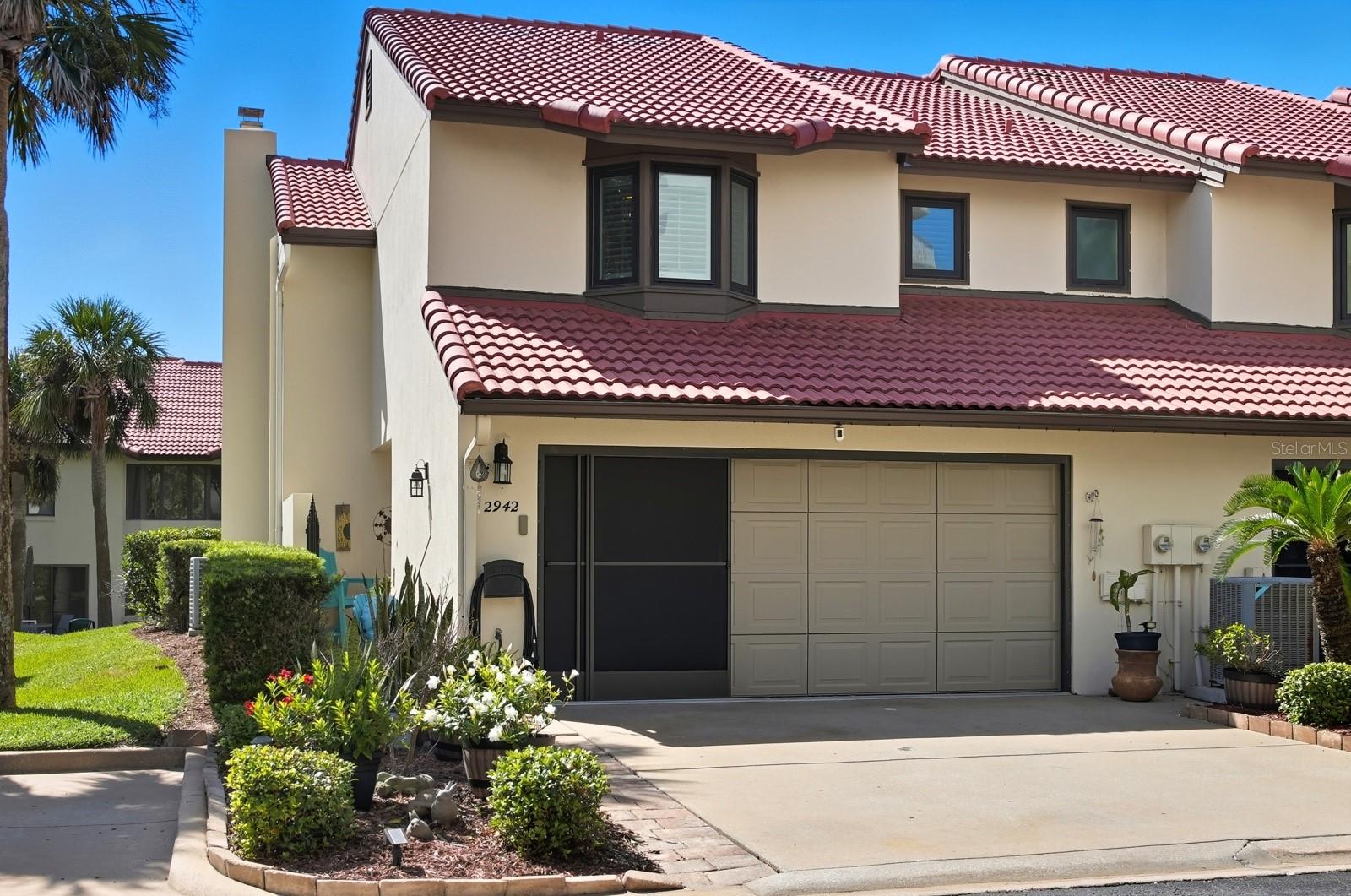 Image 2 of 44 For 2942 Sea Oats Circle