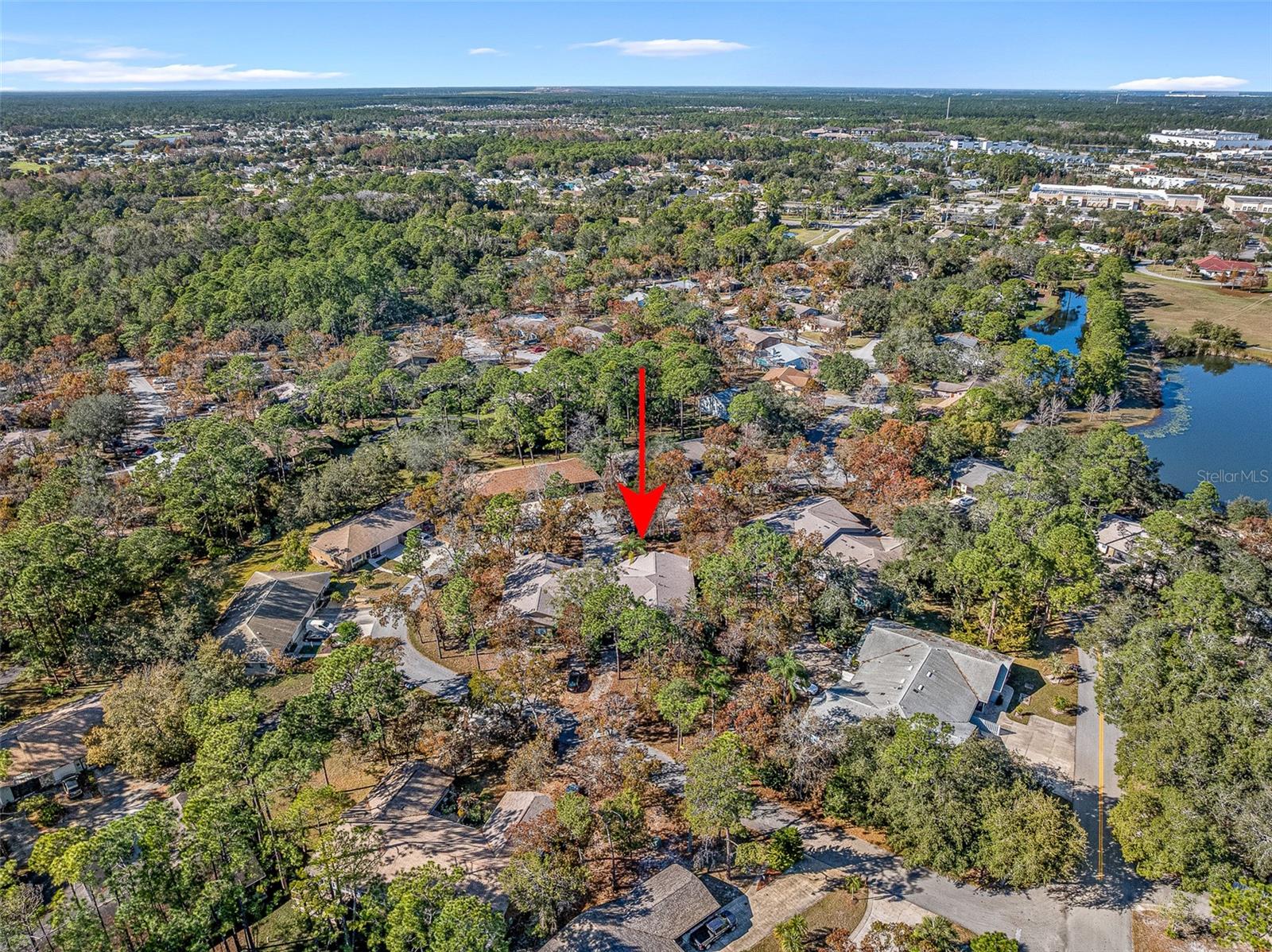 Image 35 of 38 For 6 Lakepoint Circle