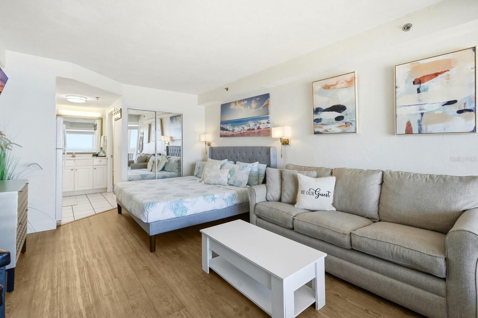 Image 6 of 17 For 2700 Atlantic Avenue 514