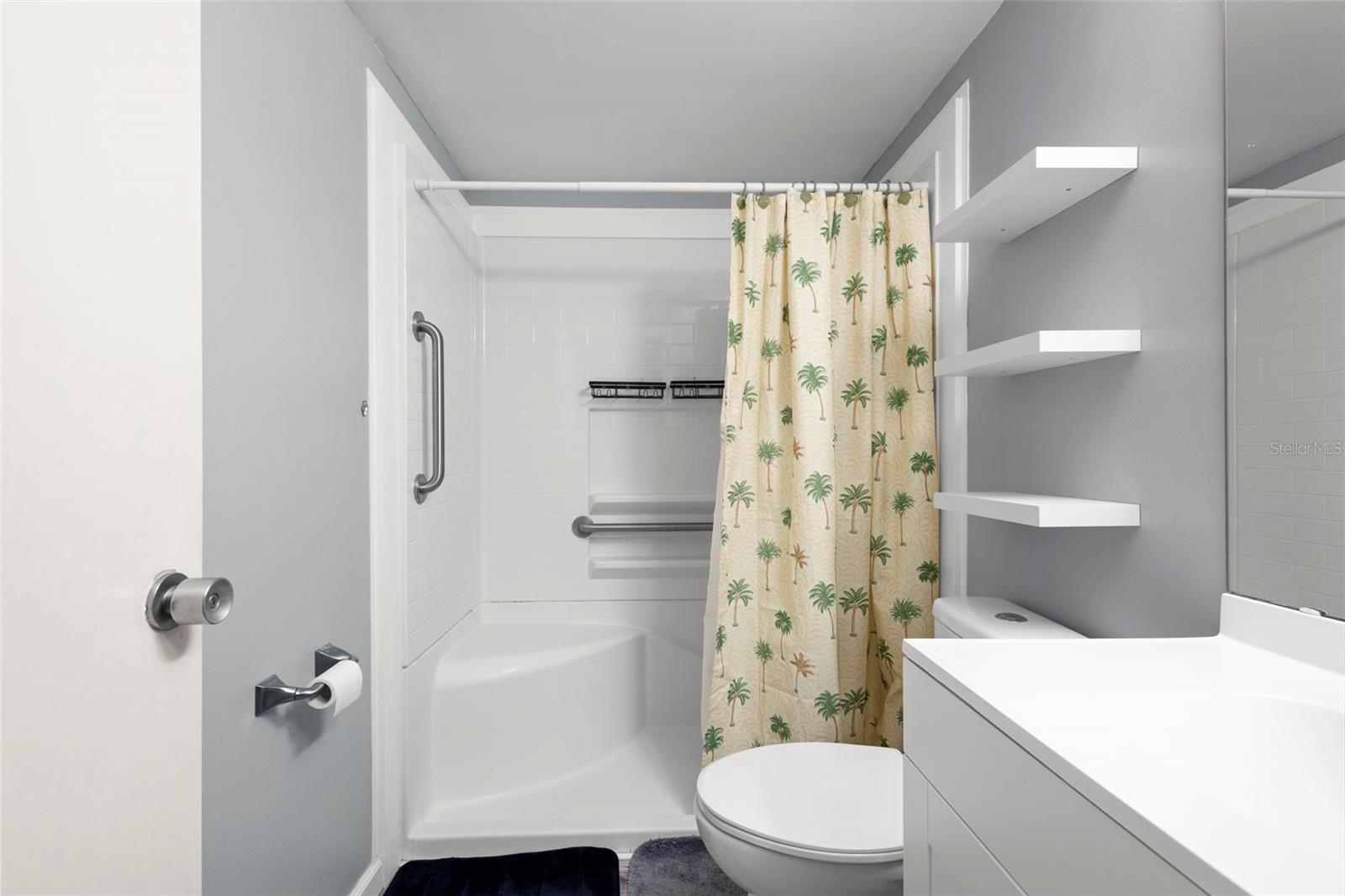 Image 21 of 30 For 140 Orchid Woods Court 17b